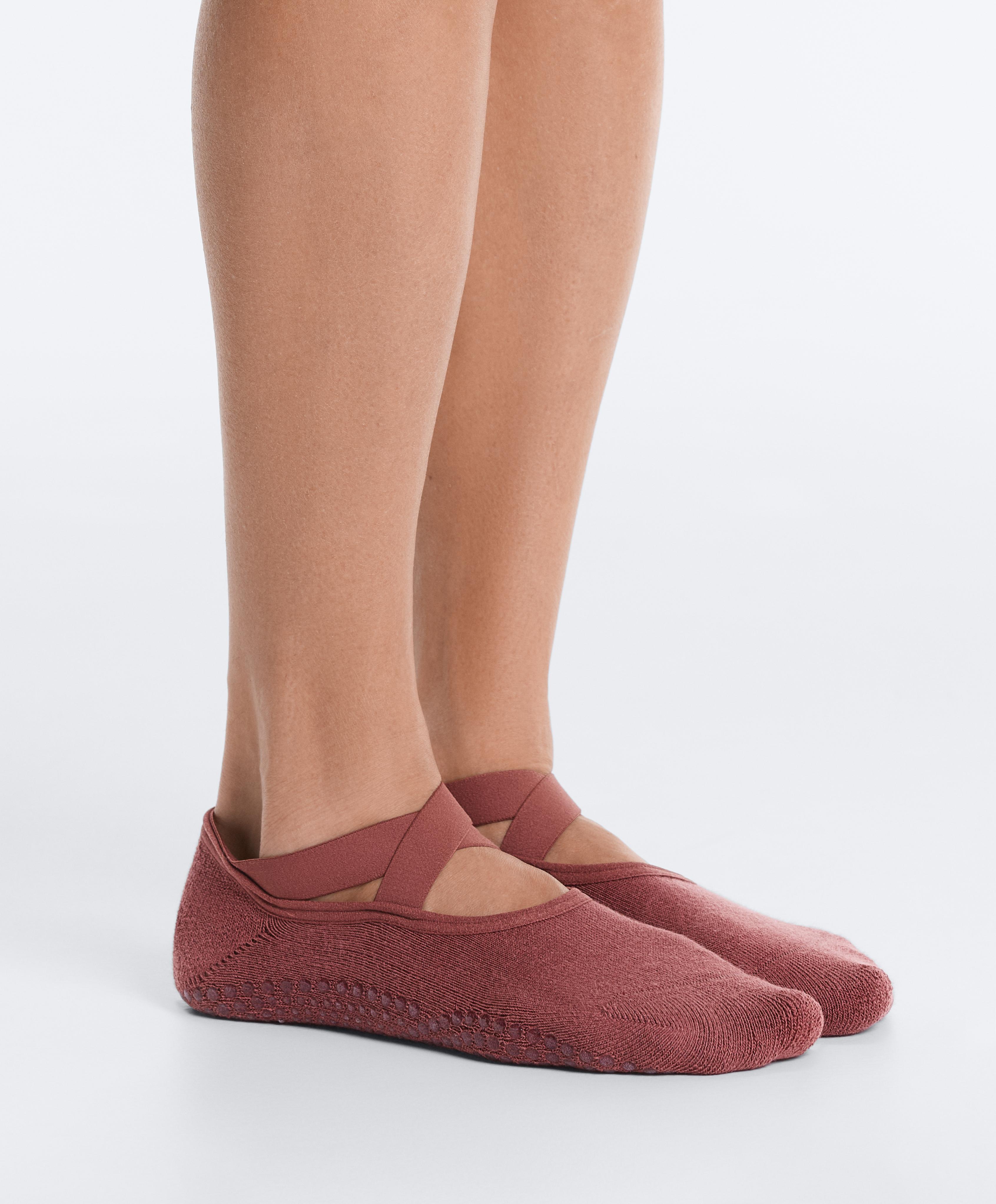 2 pairs of padded cotton blend yoga and Pilates invisible socks with crossover straps — ROSETTE BLUSH