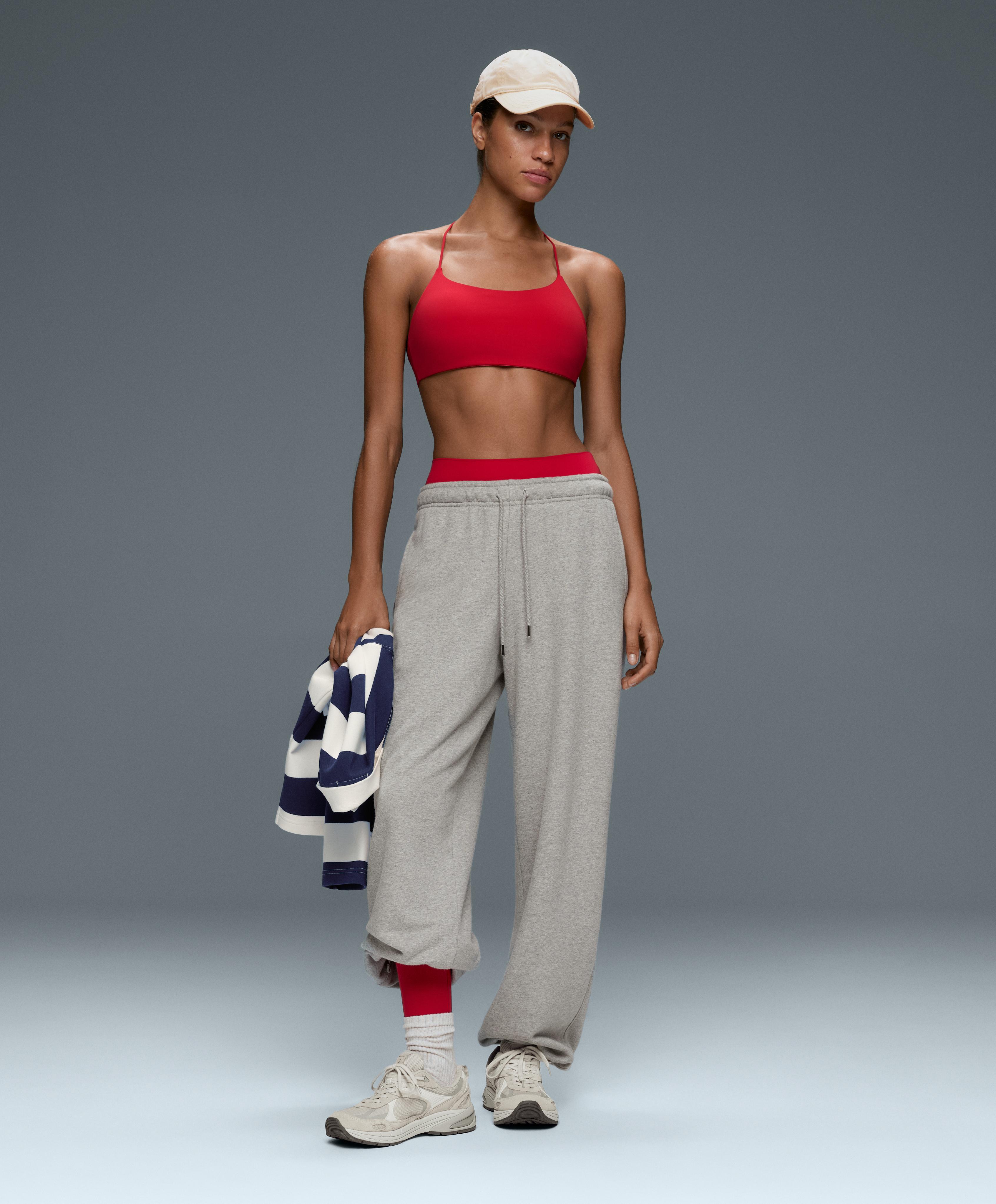 Low-support Comfortlux crossover sports bra — STRONG RED