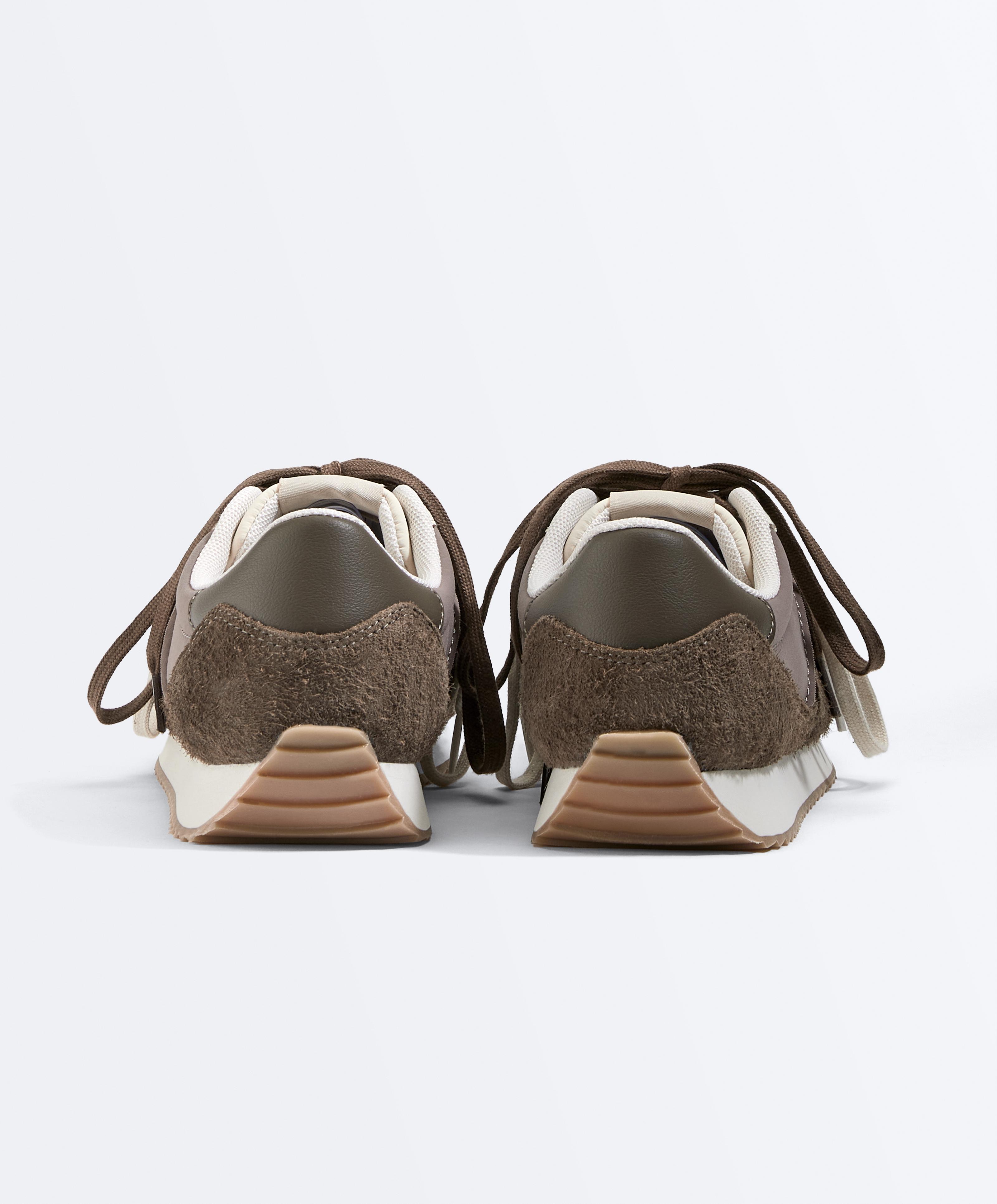 Colour-block trainers — BROWN