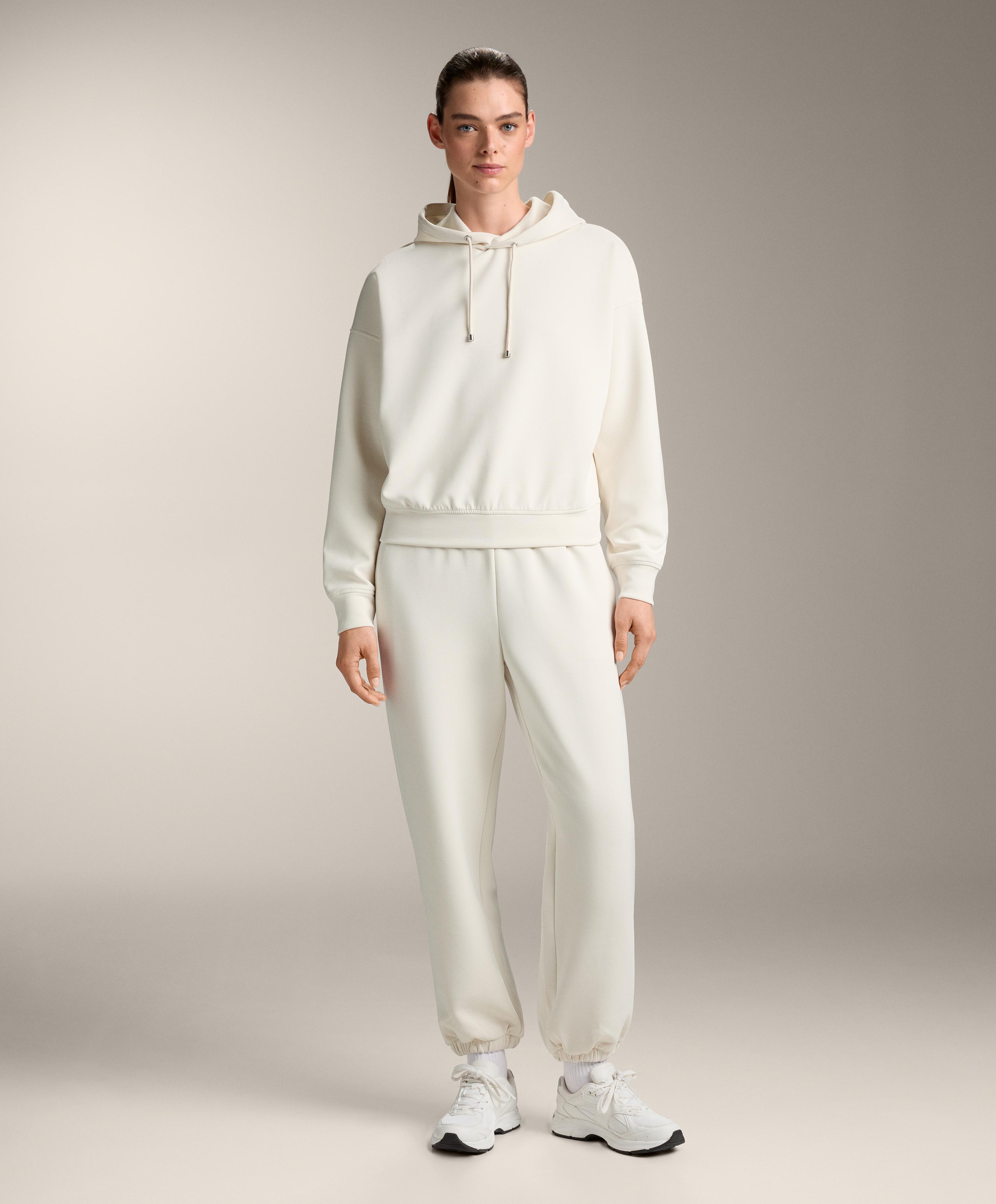 Total look с брюками Jogger из белого модала Brushed Total look с брюками Jogger из белого модала Brushed