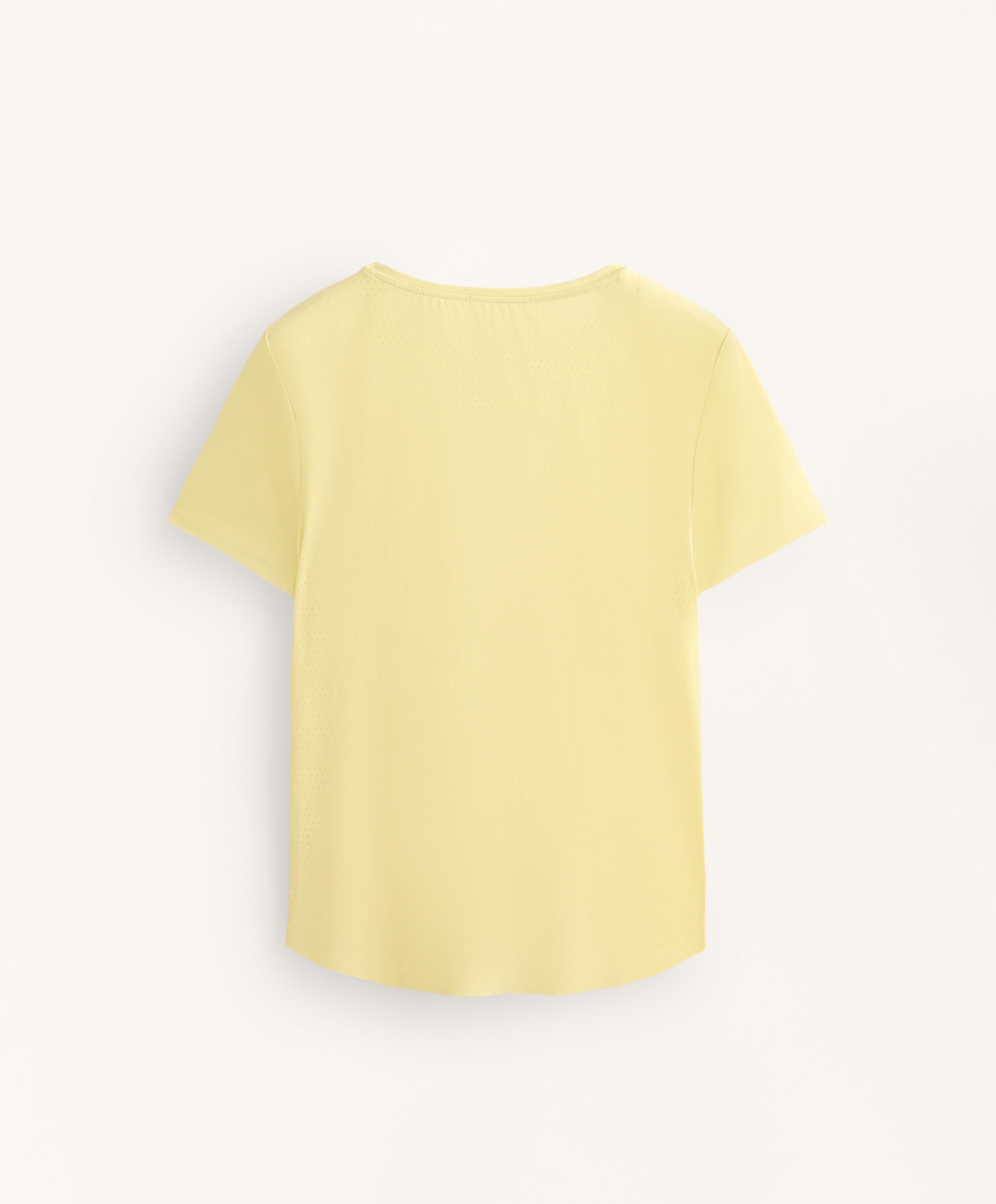 Microperforated short-sleeved technical T-shirt Microperforated short-sleeved technical T-shirt