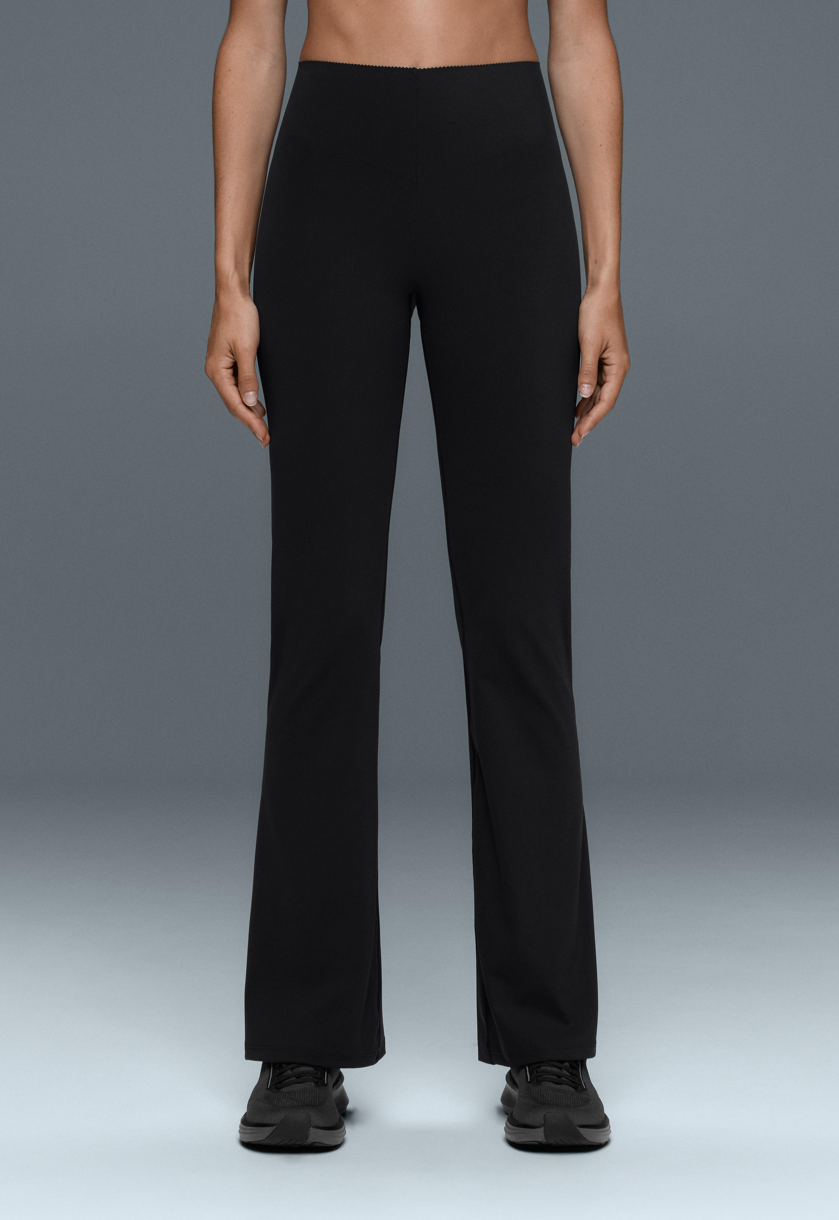 High rise Compressive raise up Flare pantolon High rise Compressive raise up Flare pantolon