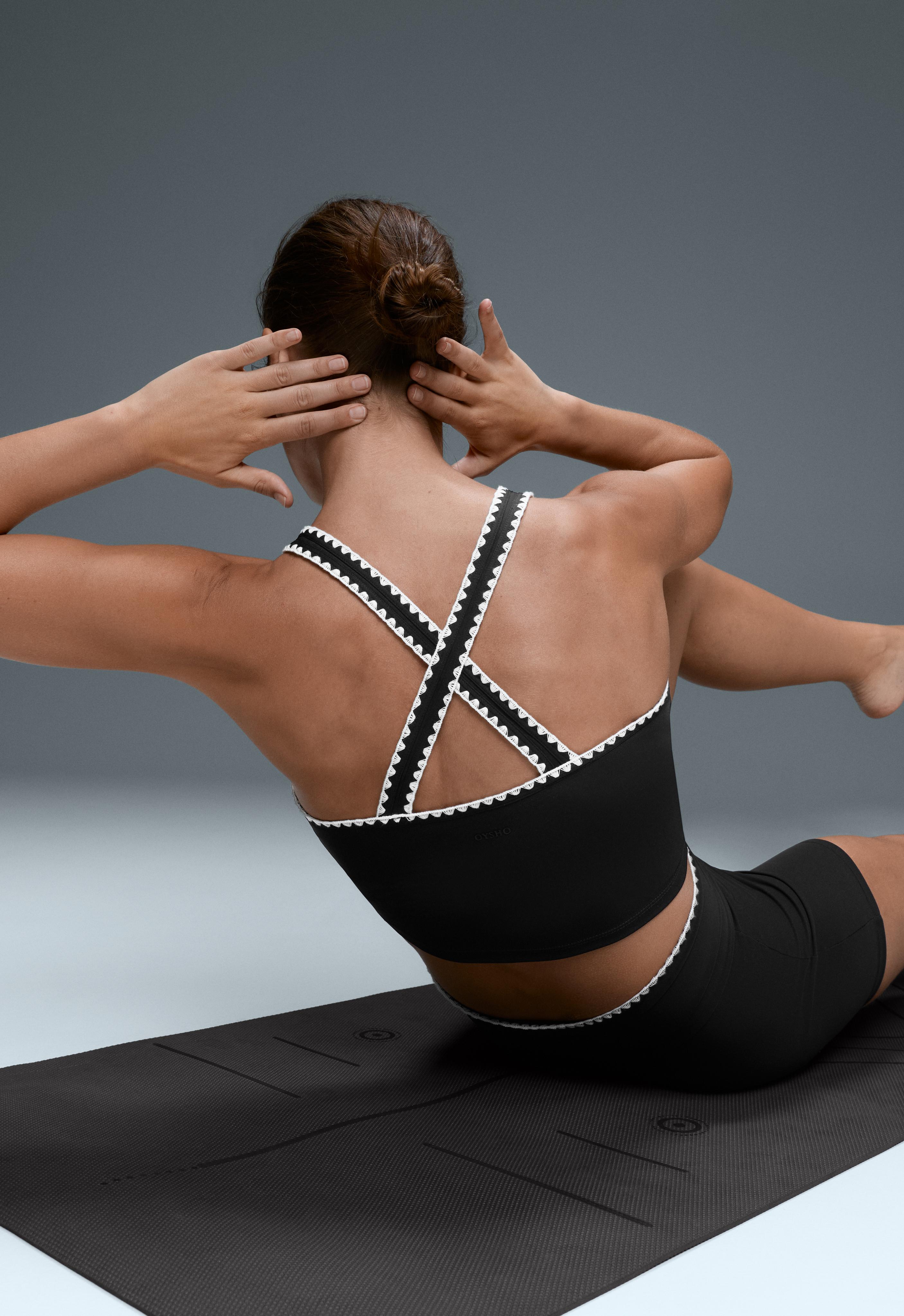 Comfortlux contrast stitch tank top — BLACK