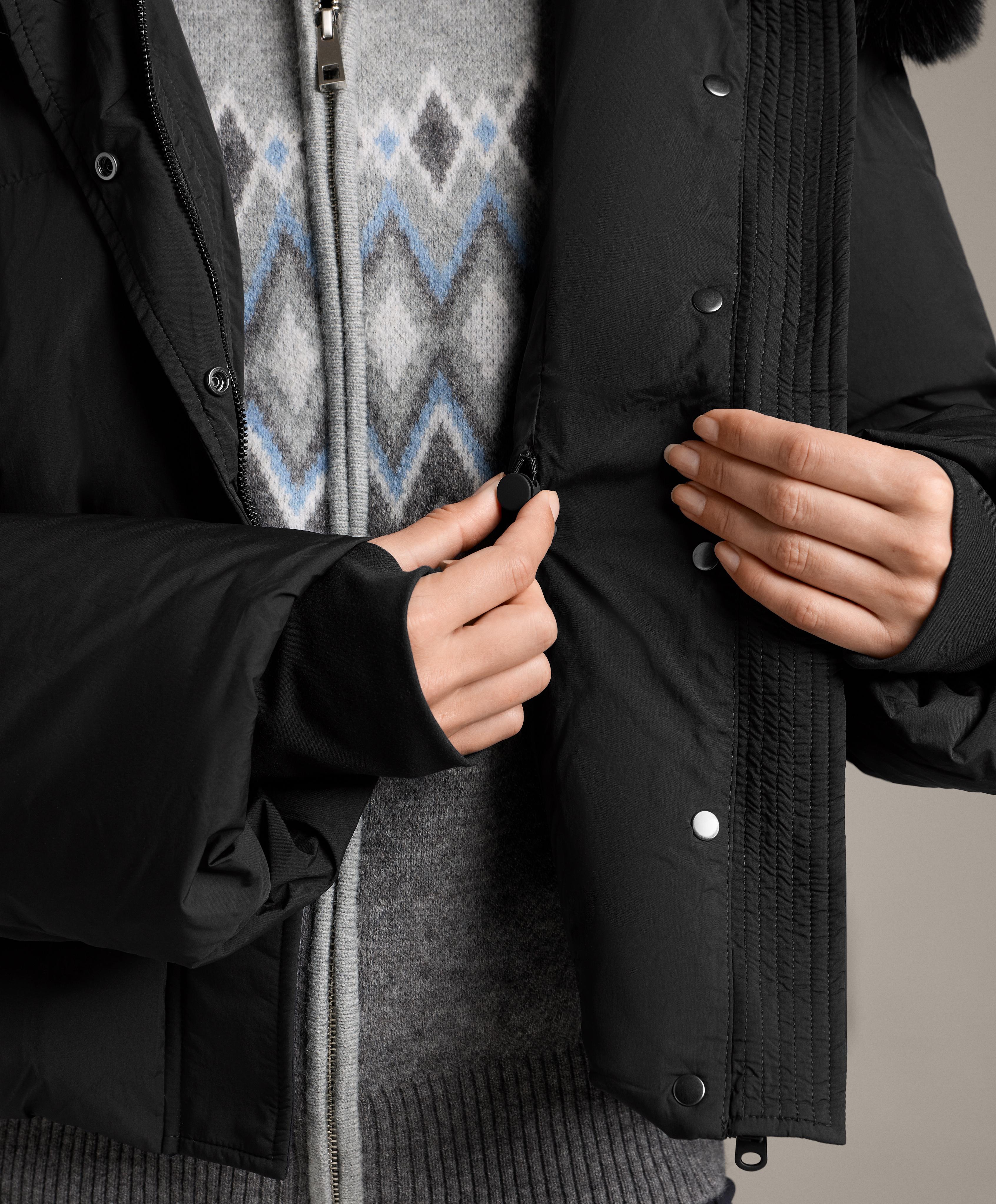 Short 100% down padded jacket — BLACK
