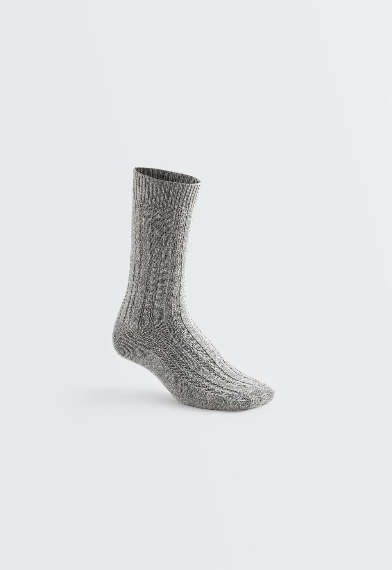 Classic socks in 25% cashmere 11% wool — PALE GREY MELANGE