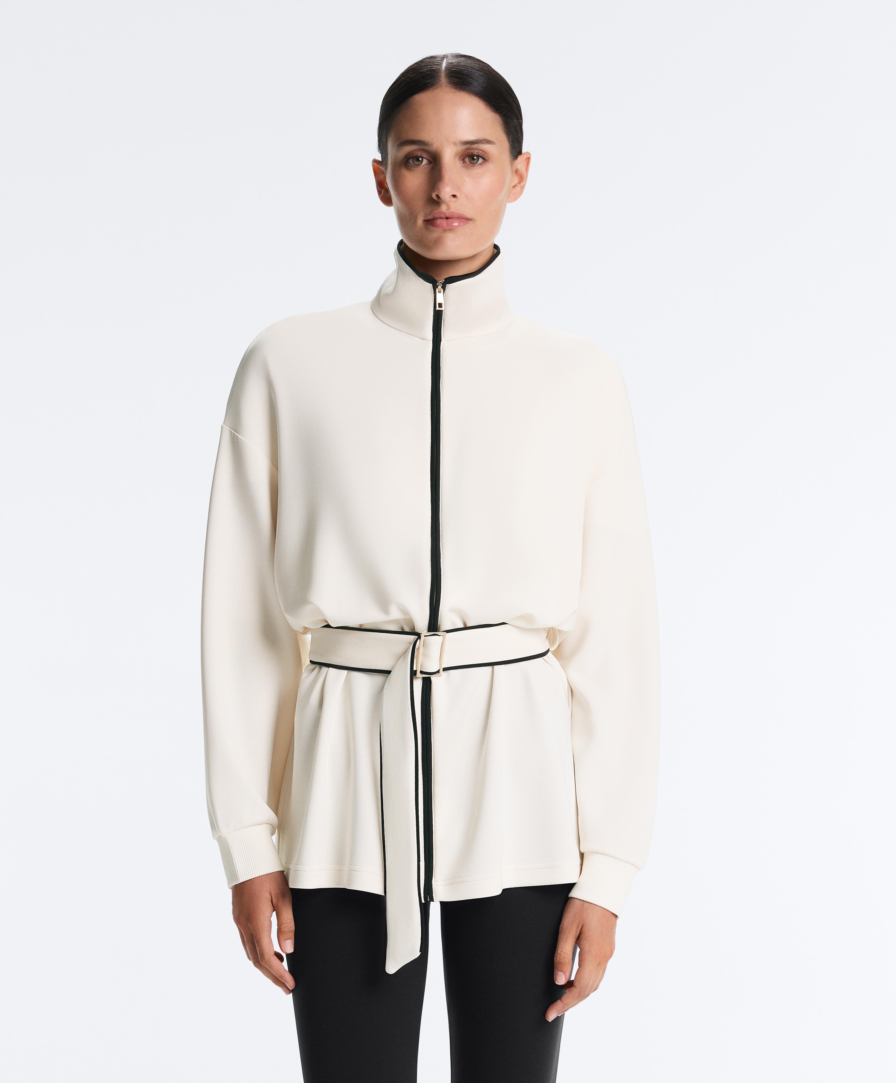 جاكيت طويل بشريط أنبوبي متباين ومودال ناعم الملمس جاكيت طويل بشريط أنبوبي متباين ومودال ناعم الملمس