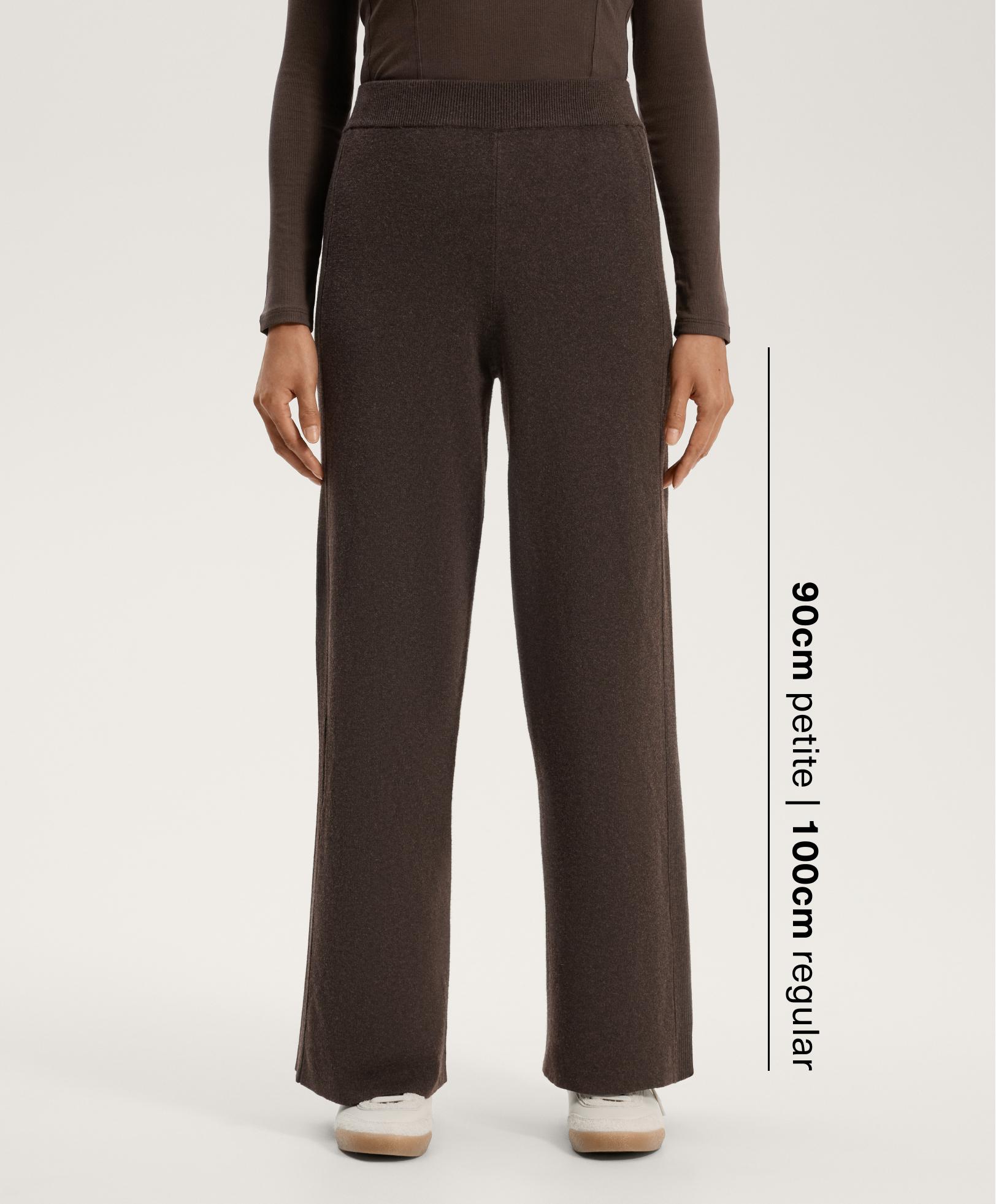 Straight-leg knit trousers with side rib Straight-leg knit trousers with side rib