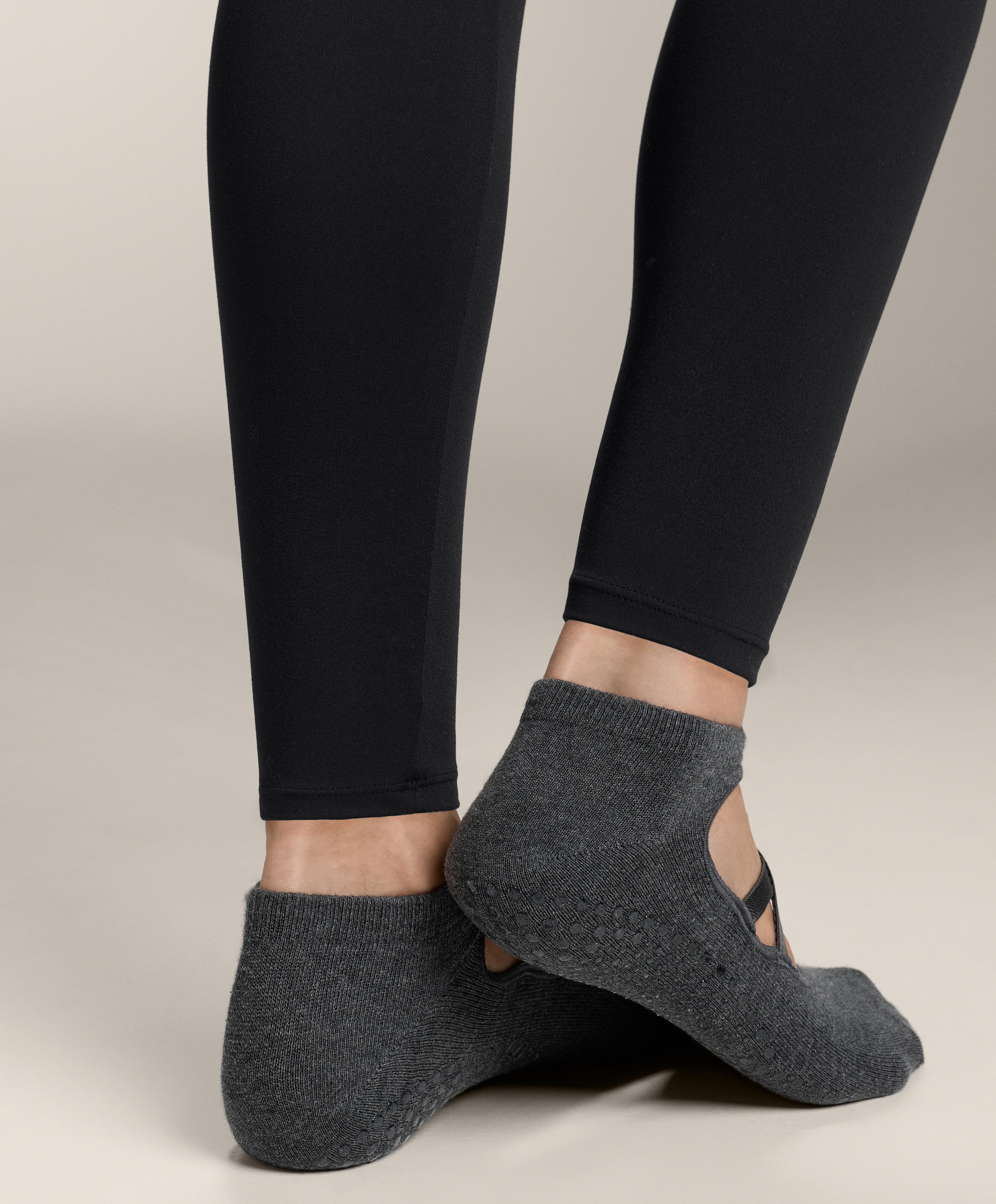 2 pairs of cotton blend yoga and Pilates socks with crossover straps - Sale 2 pairs of cotton blend yoga and Pilates socks with crossover straps - Sale