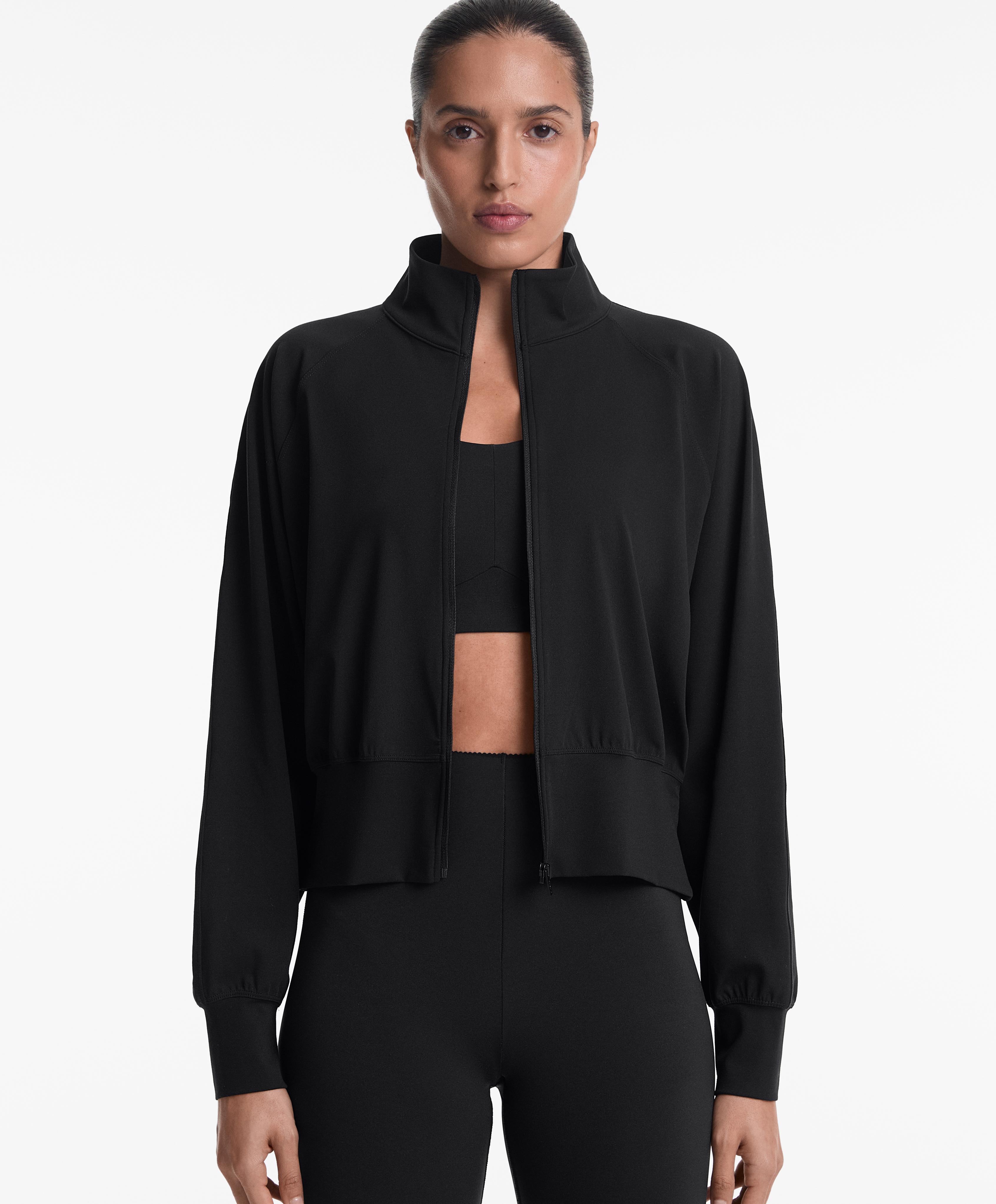 Chaqueta técnica cremallera OYSHO España Rebajas