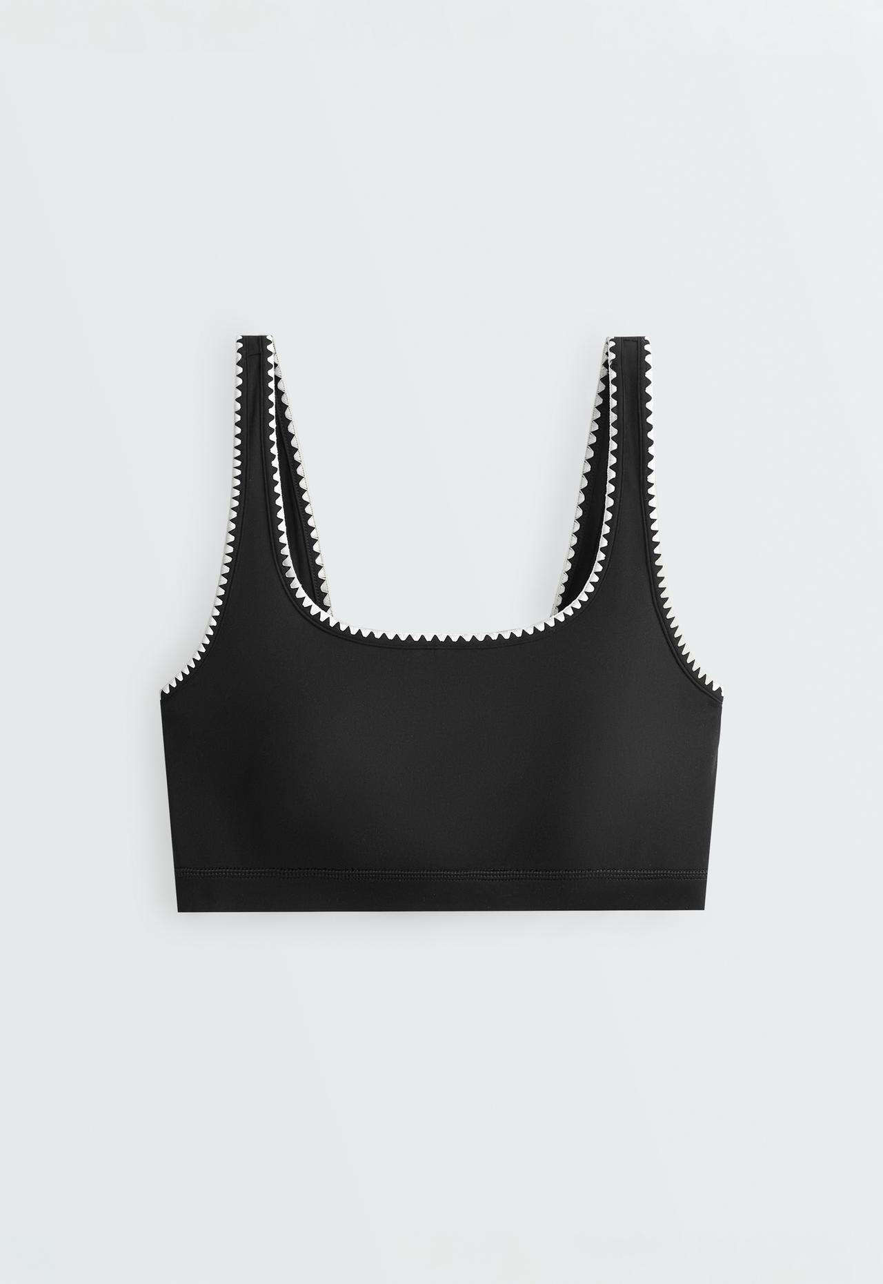 Medium-support Comfortlux sports bra with contrast seams — BLACK