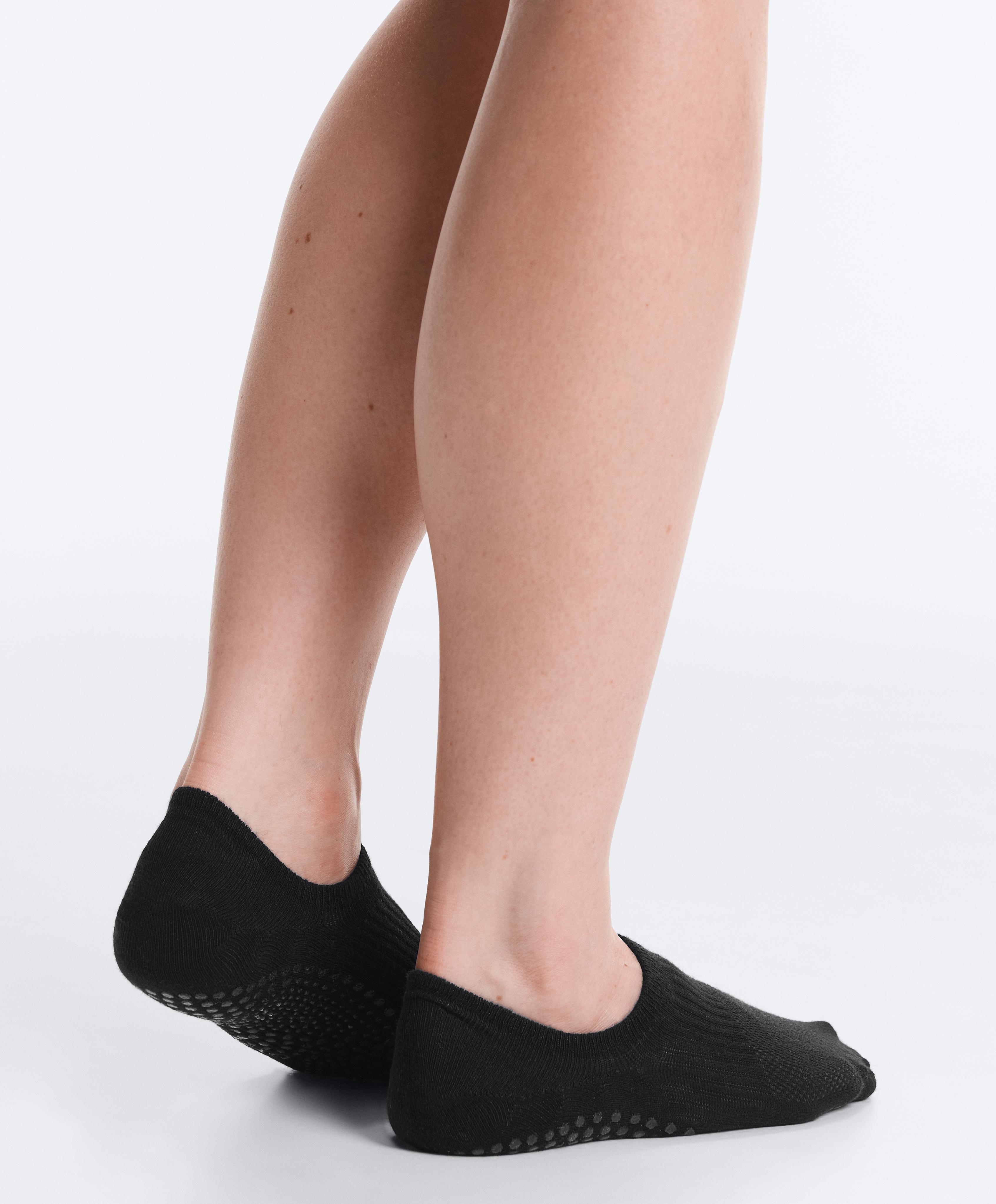 2 pairs of cotton blend yoga and Pilates socks — BLACK