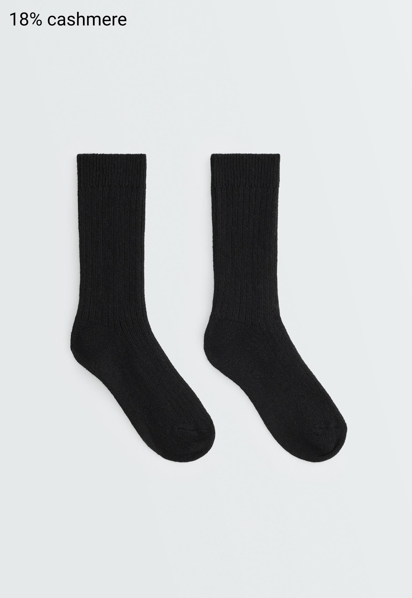 Classic socks in 18% cashmere 8% wool — BLACK