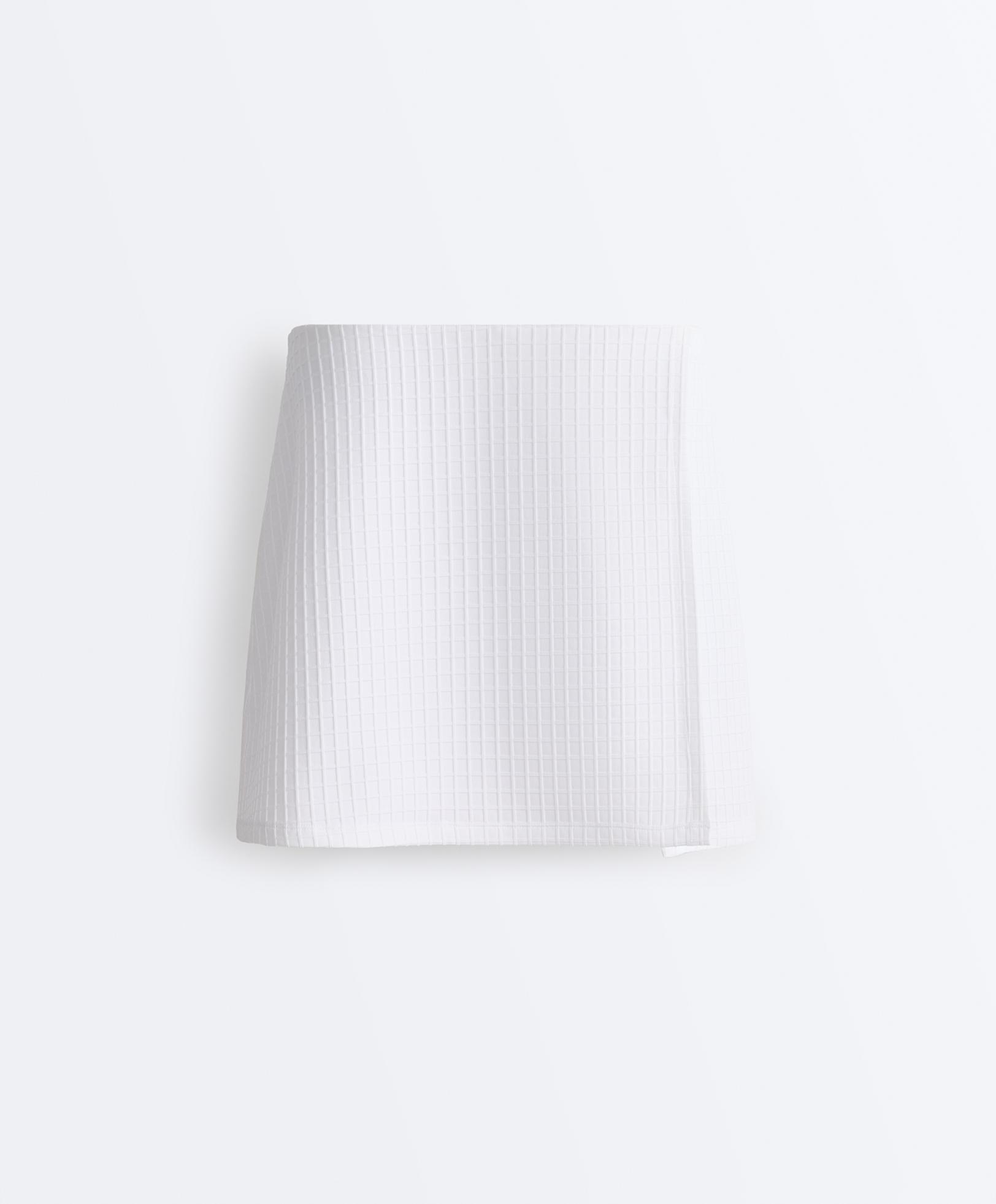 Check short skirt — WHITE