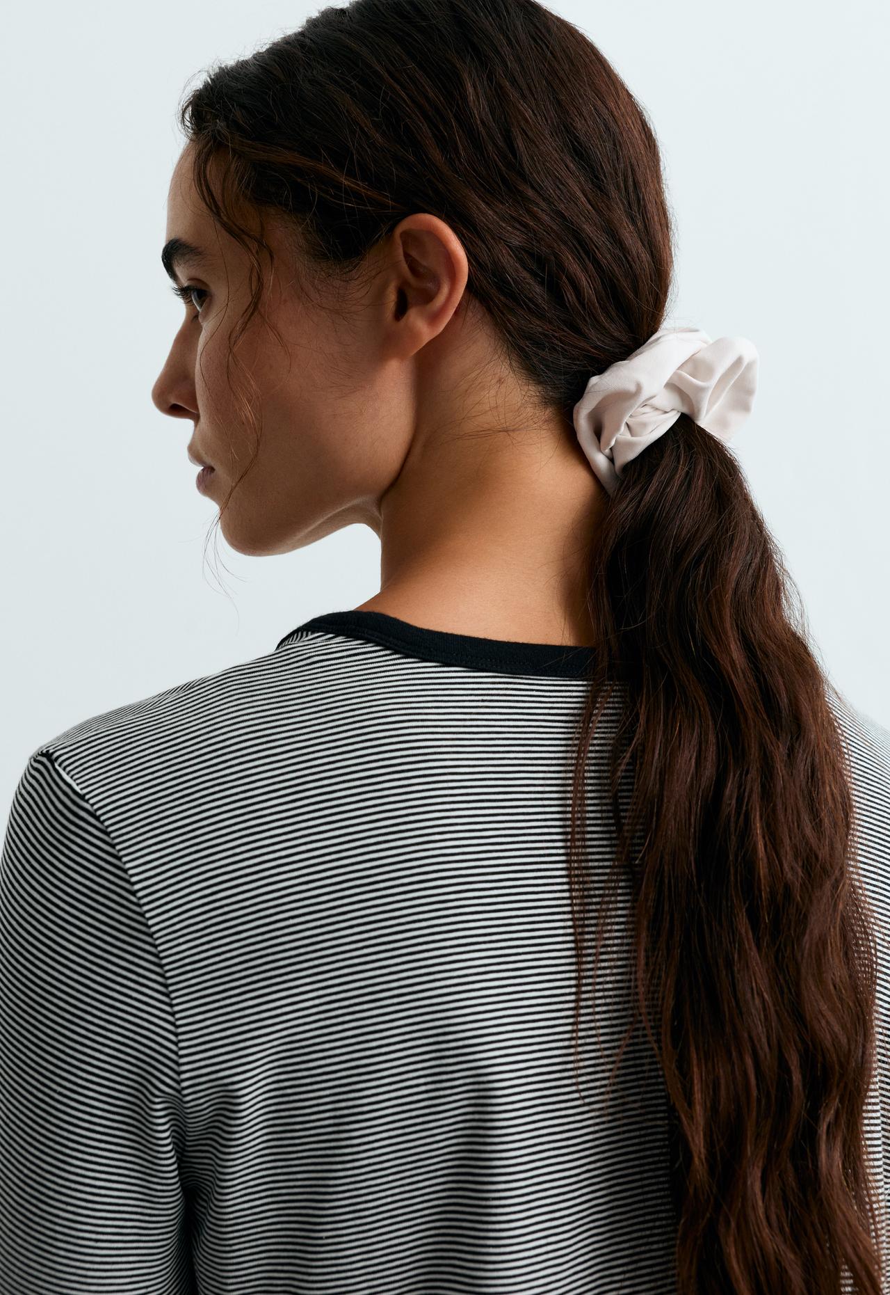 2 large hair scrunchies — MID-WASHED BLUE