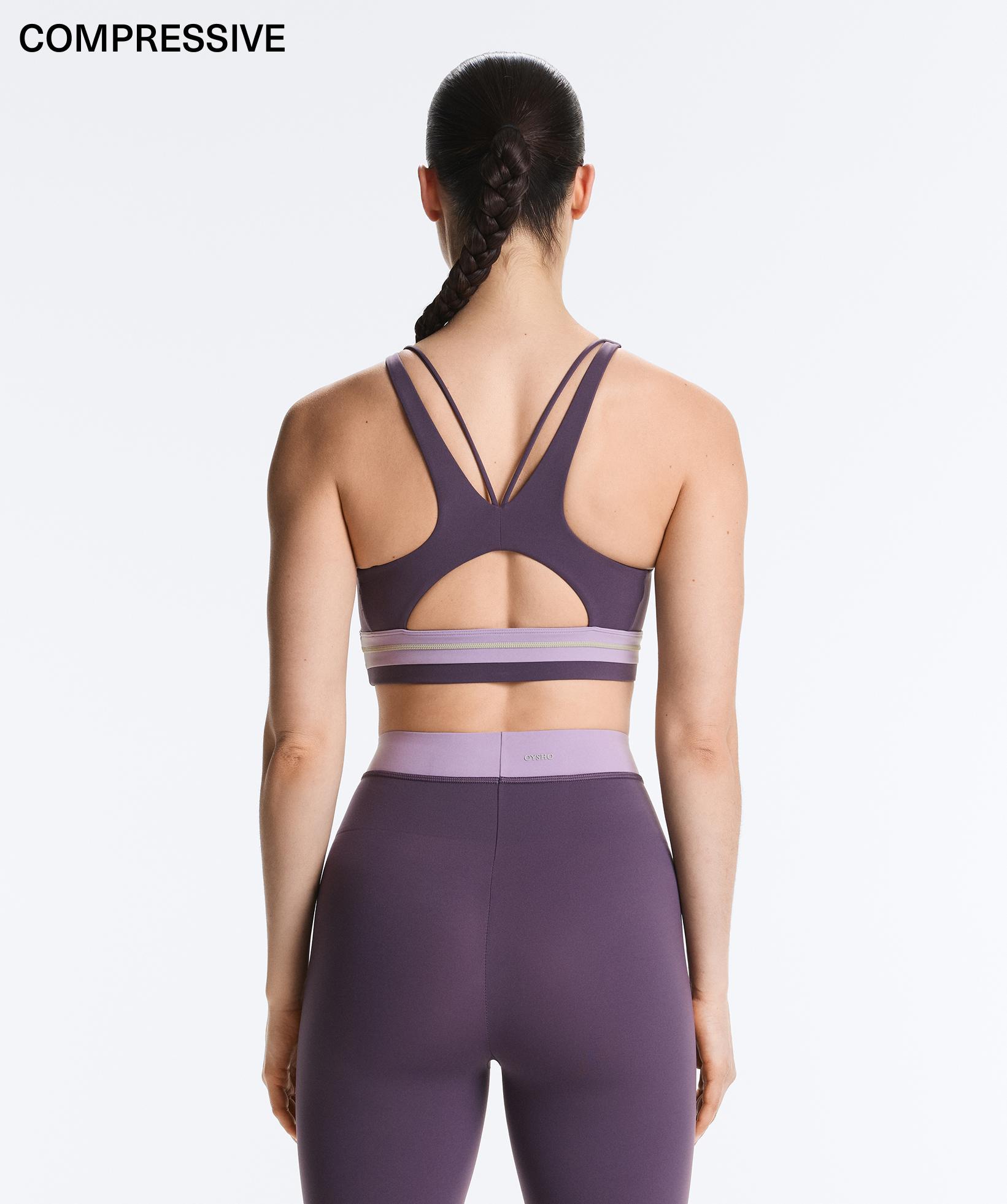 Compressive halterneck tank top Compressive halterneck tank top