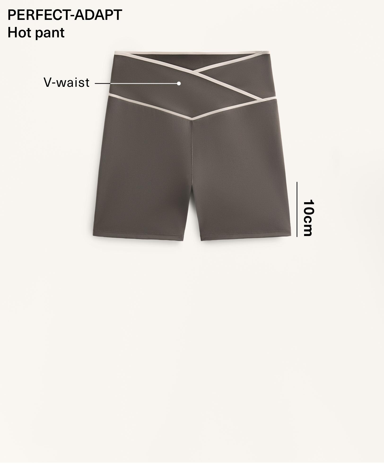 Perfect-adapt crossover V-cut waist 10cm hot pants