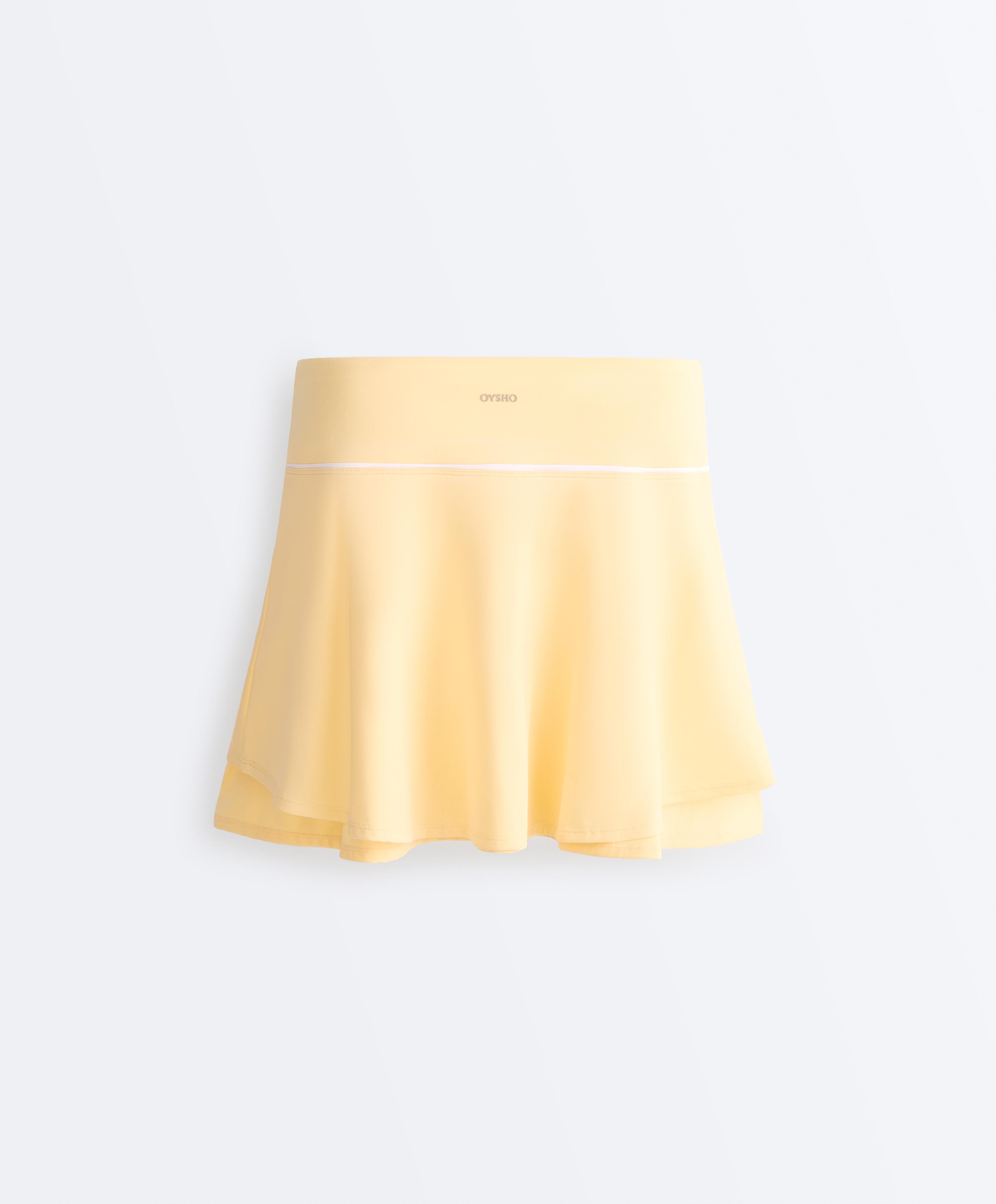 Double layer high rise short skirt — PALE YELLOW