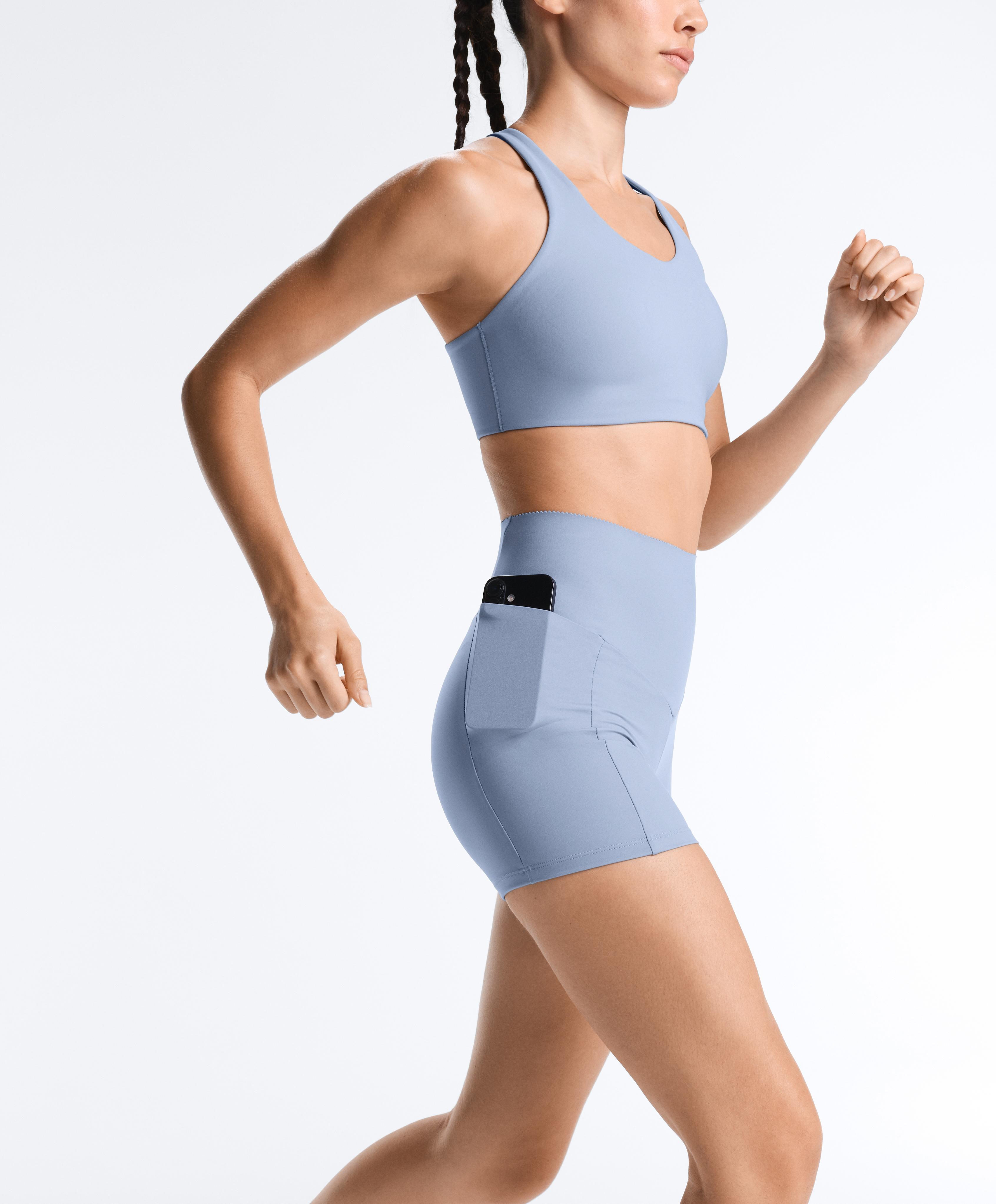 Compressive high rise hot pants met zakken 10 cm Compressive high rise hot pants met zakken 10 cm