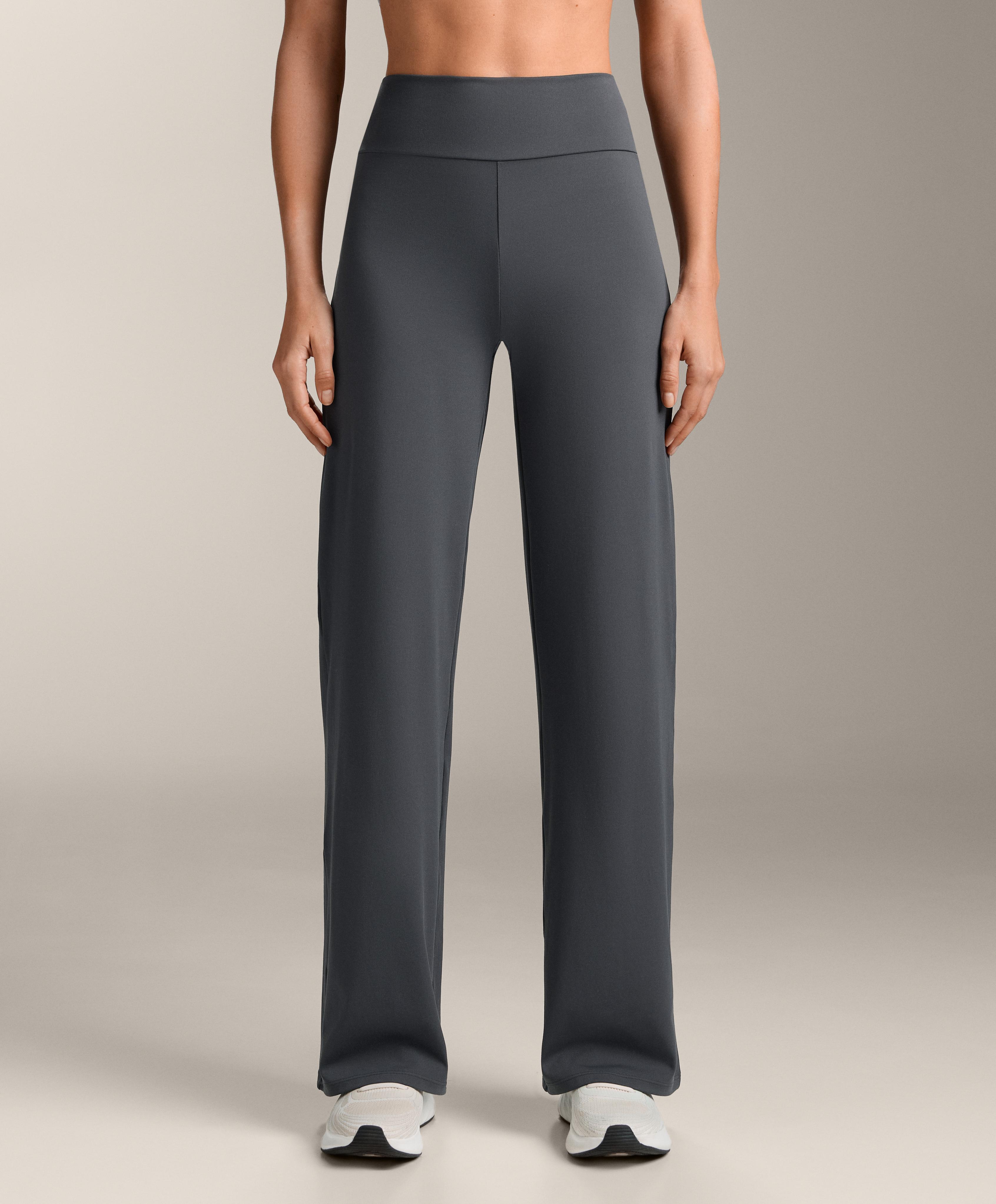 Pantaloni drepți comfortlux high rise Pantaloni drepți comfortlux high rise