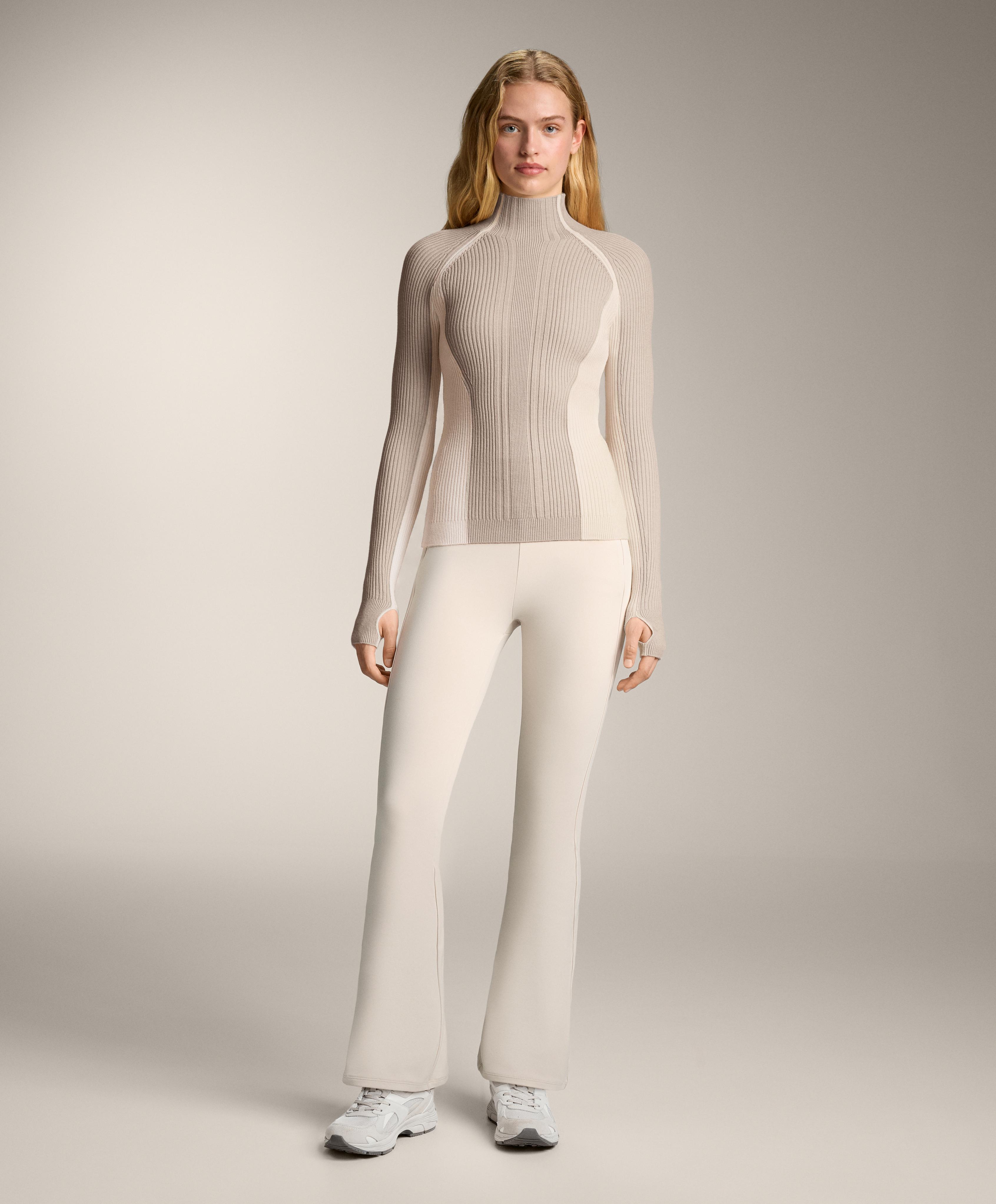 Thermal base layer T-shirt with contrast rib knit Thermal base layer T-shirt with contrast rib knit