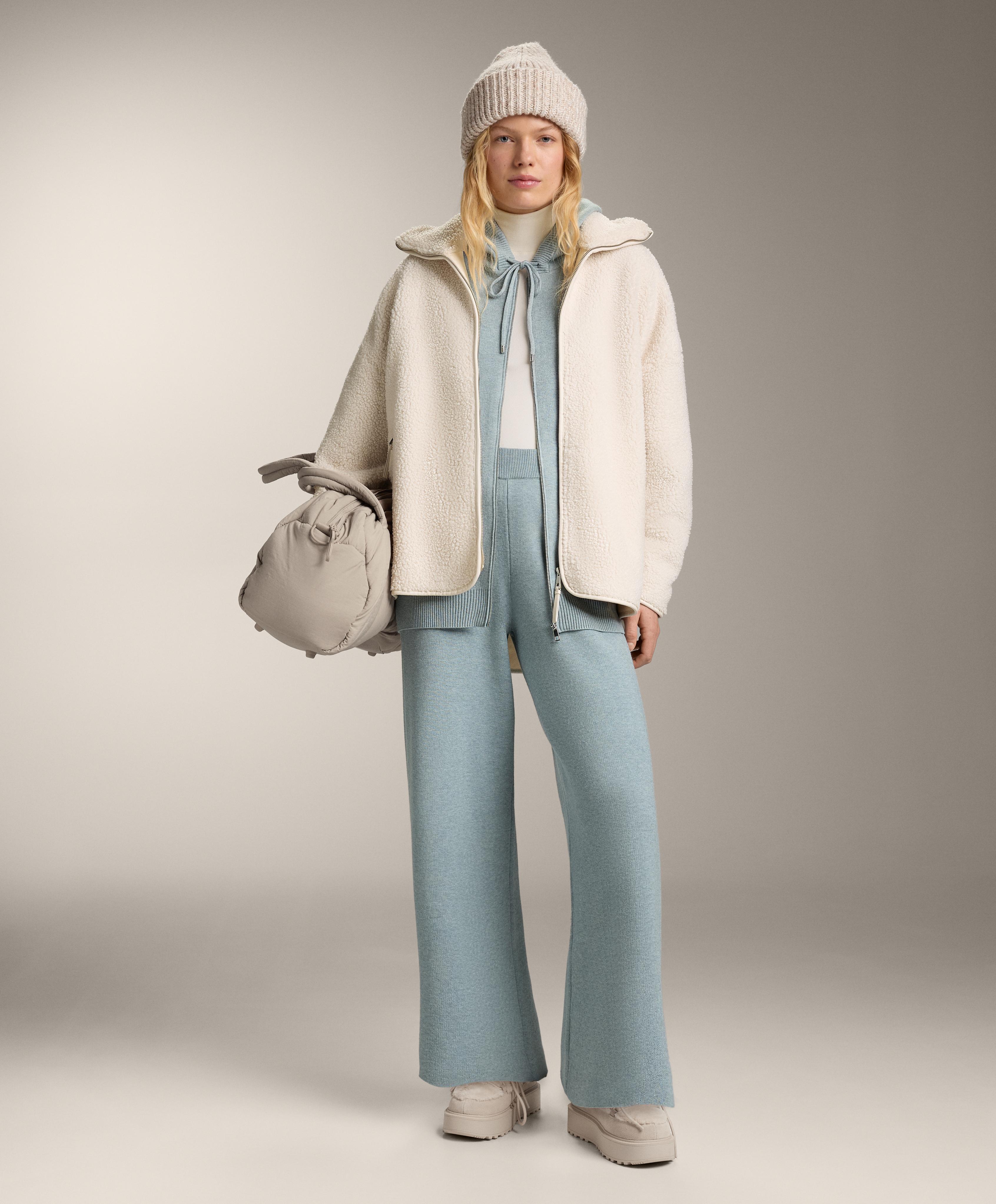 Прямые брюки с боковой вязкой в рубчик