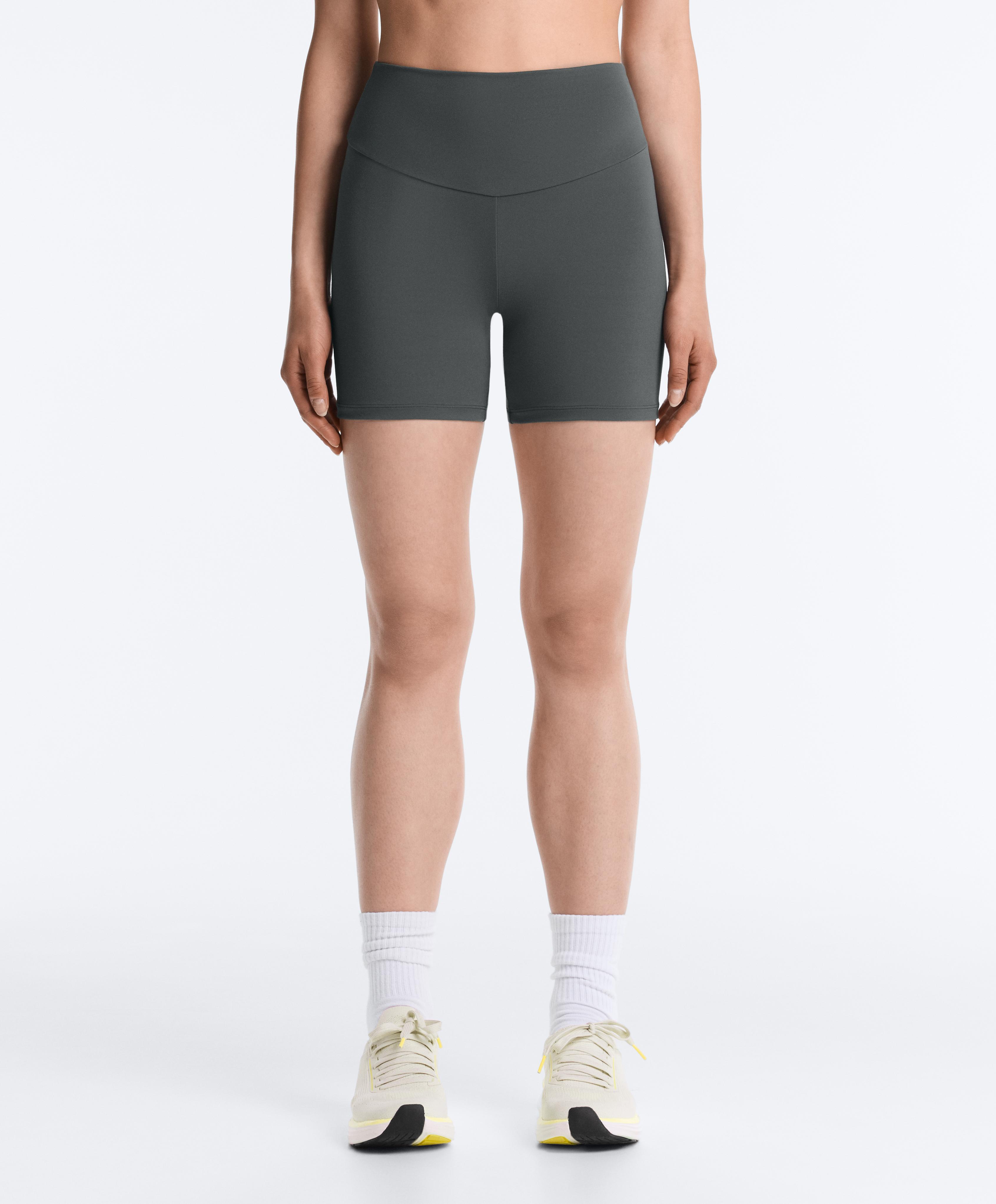 Comfortlux high-rise 10cm hot pants Comfortlux high-rise 10cm hot pants