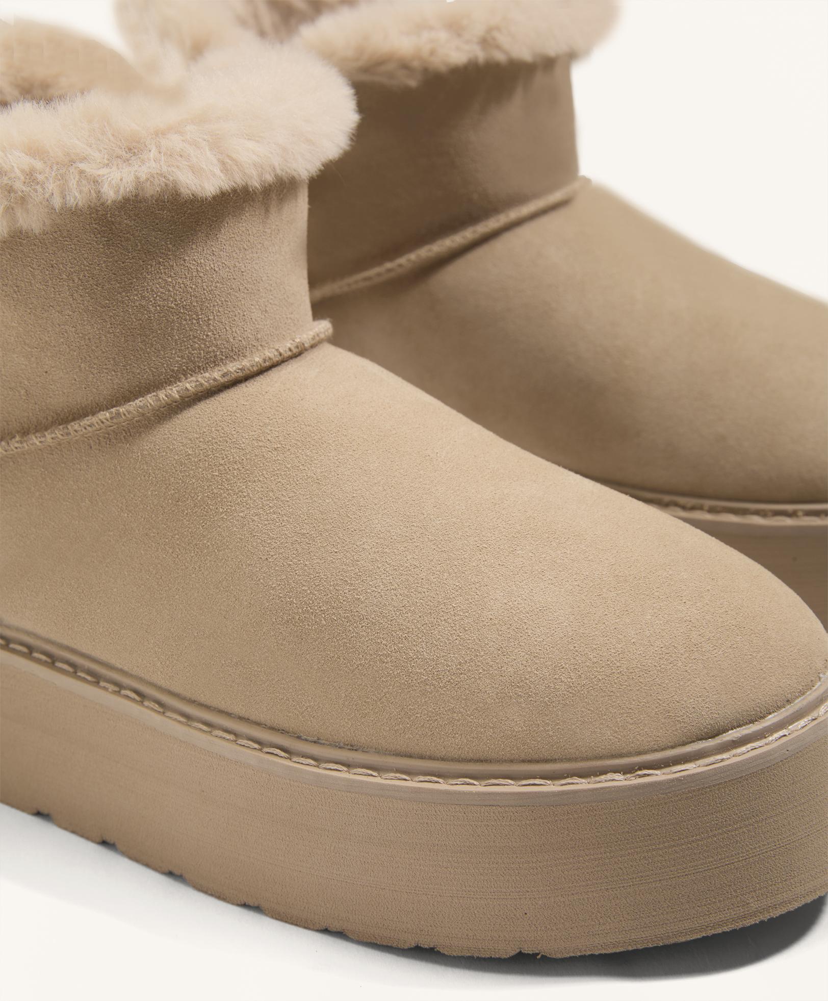 Leather platform boot