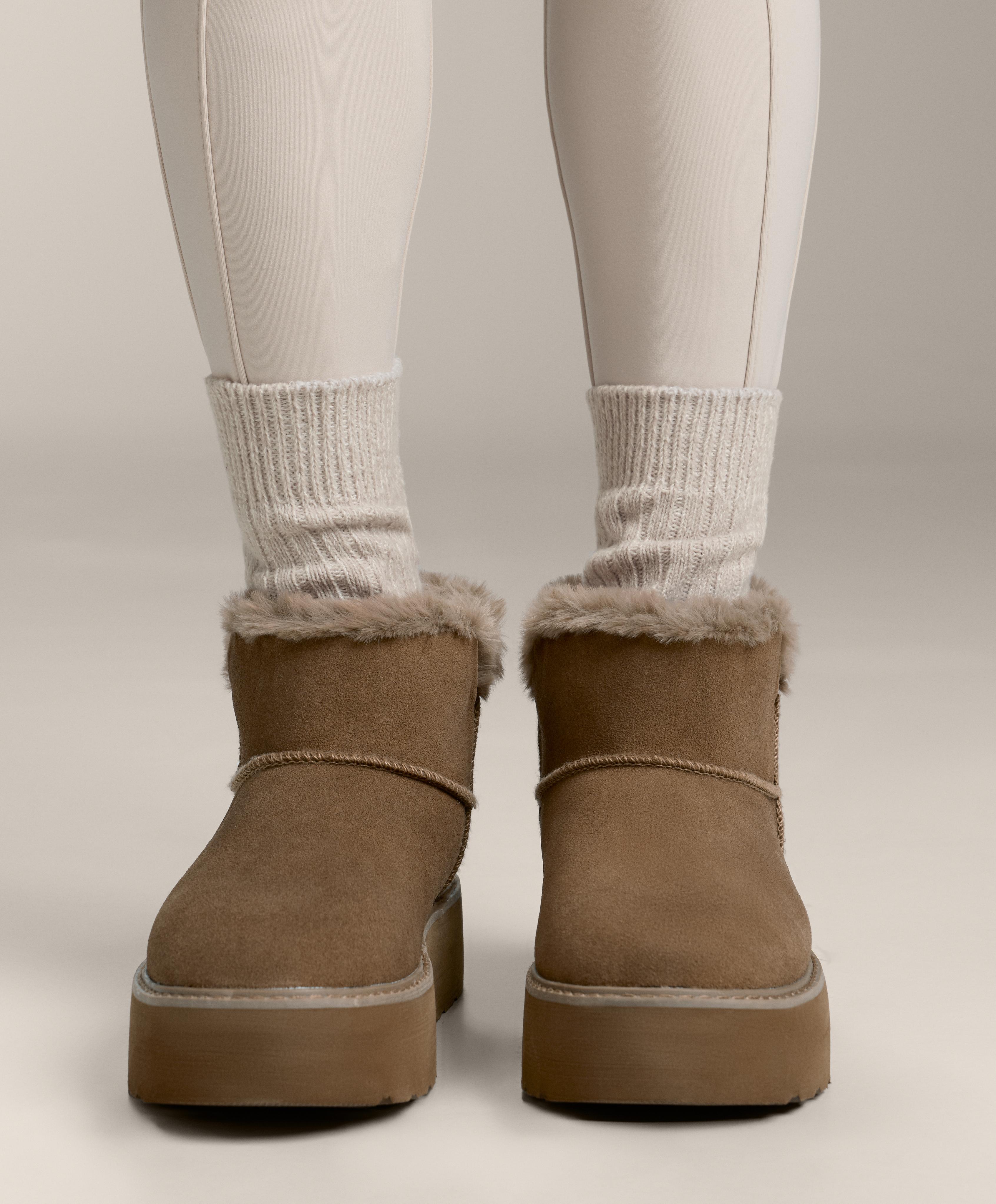 2 Pairs of Classic Ribbed Socks — ECRU