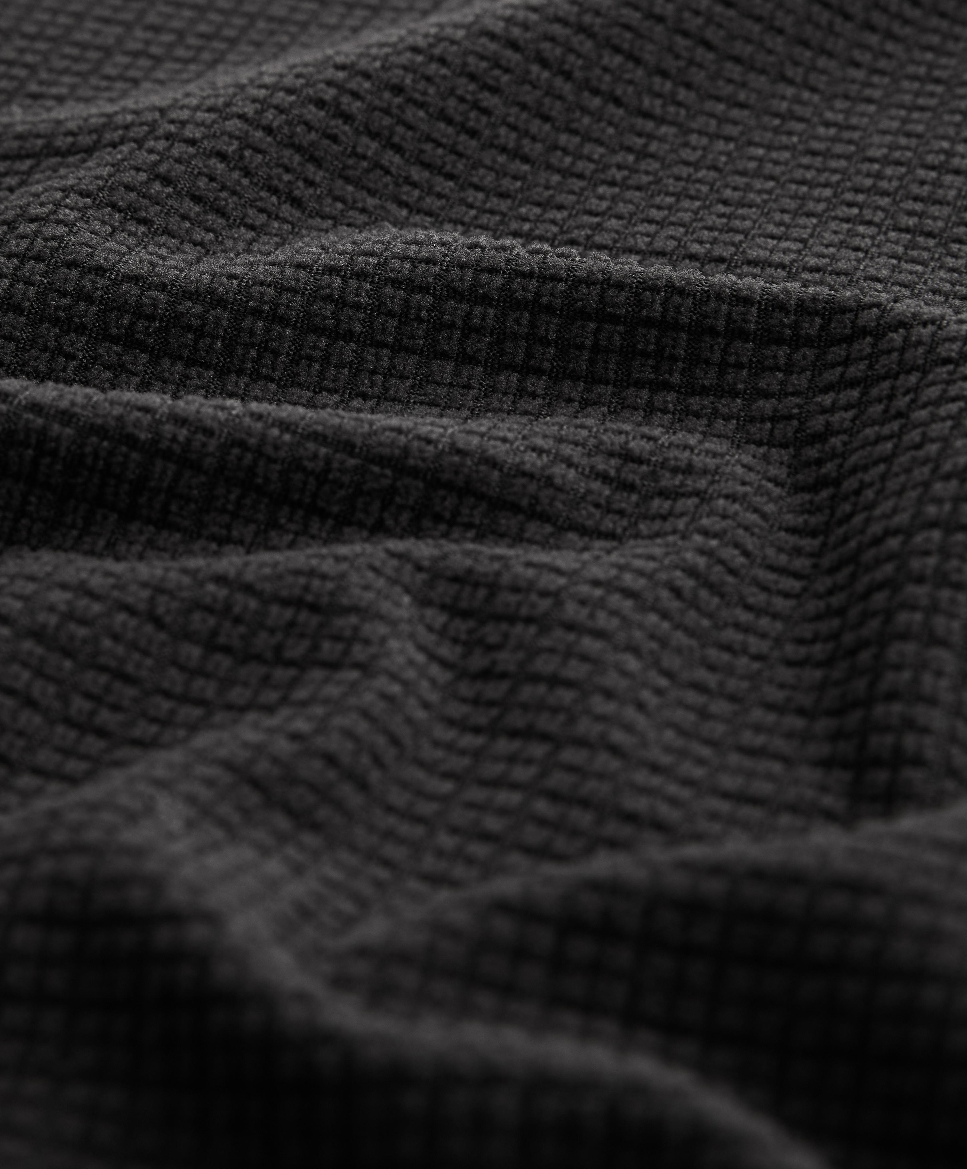 Long-sleeved technical T-shirt — BLACK