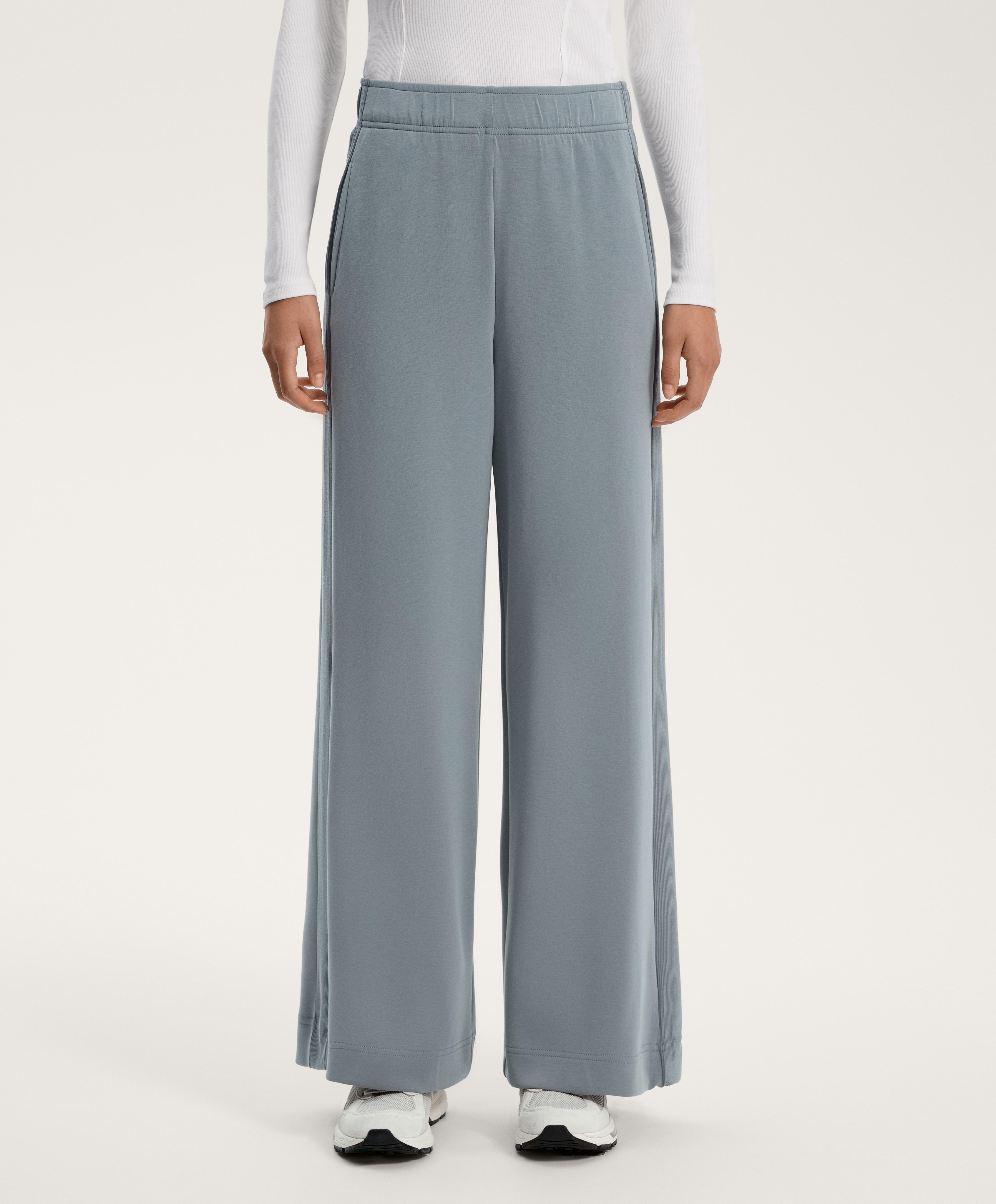 Wide straight-leg trousers with rib details and soft-touch modal