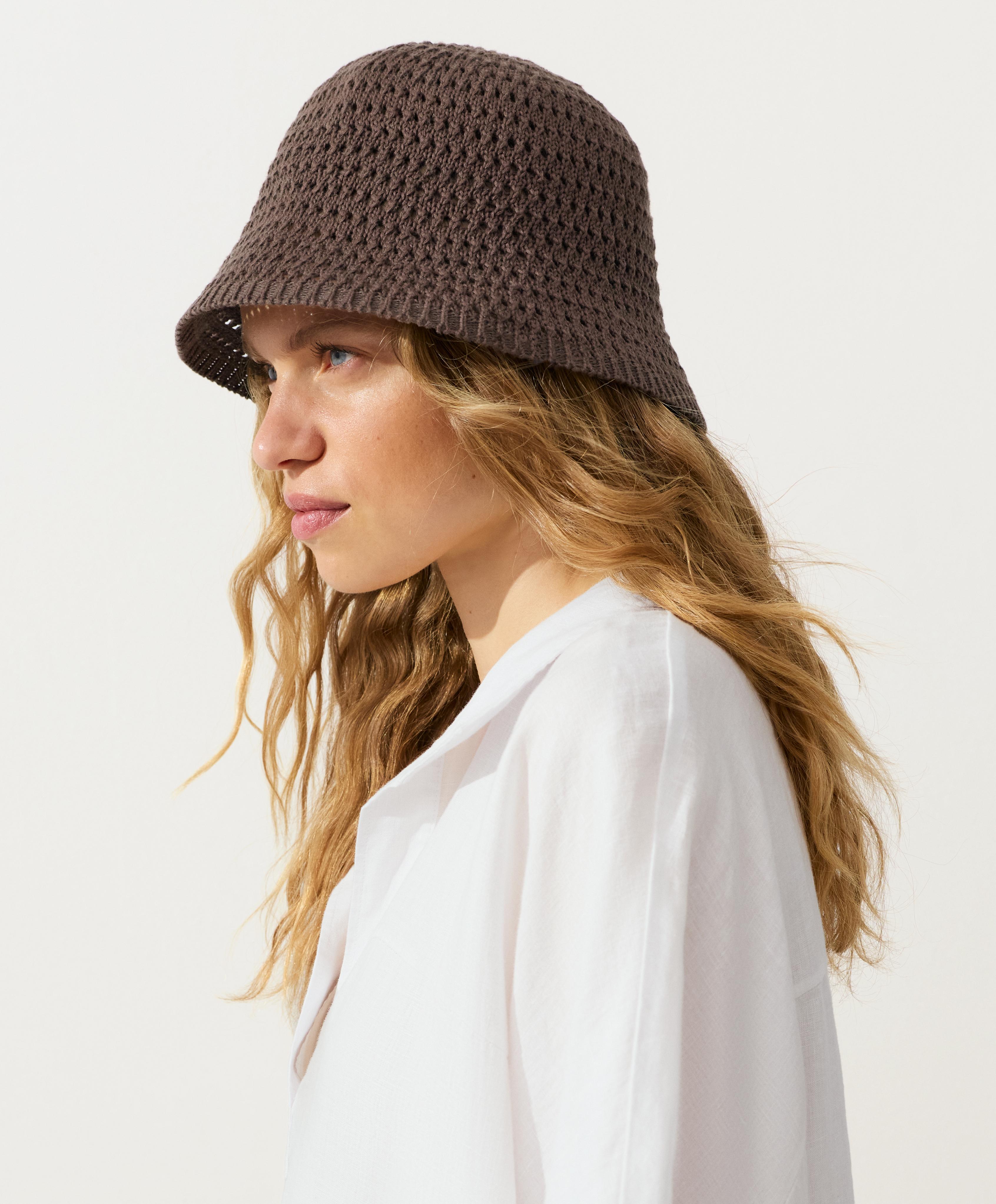 100% cotton crochet bucket hat — BROWN