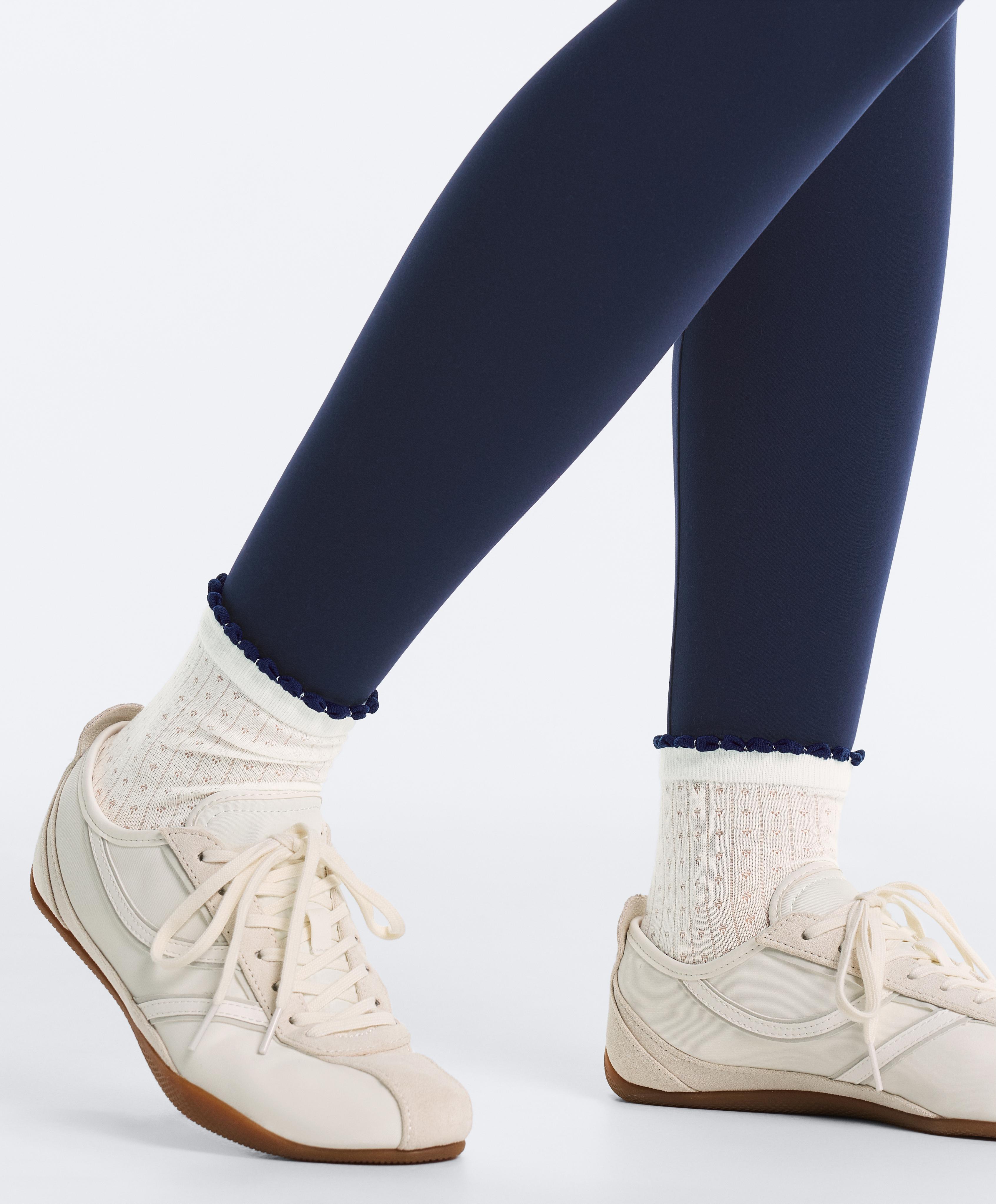 3 pairs of cotton blend bubble quarter socks — ECRU