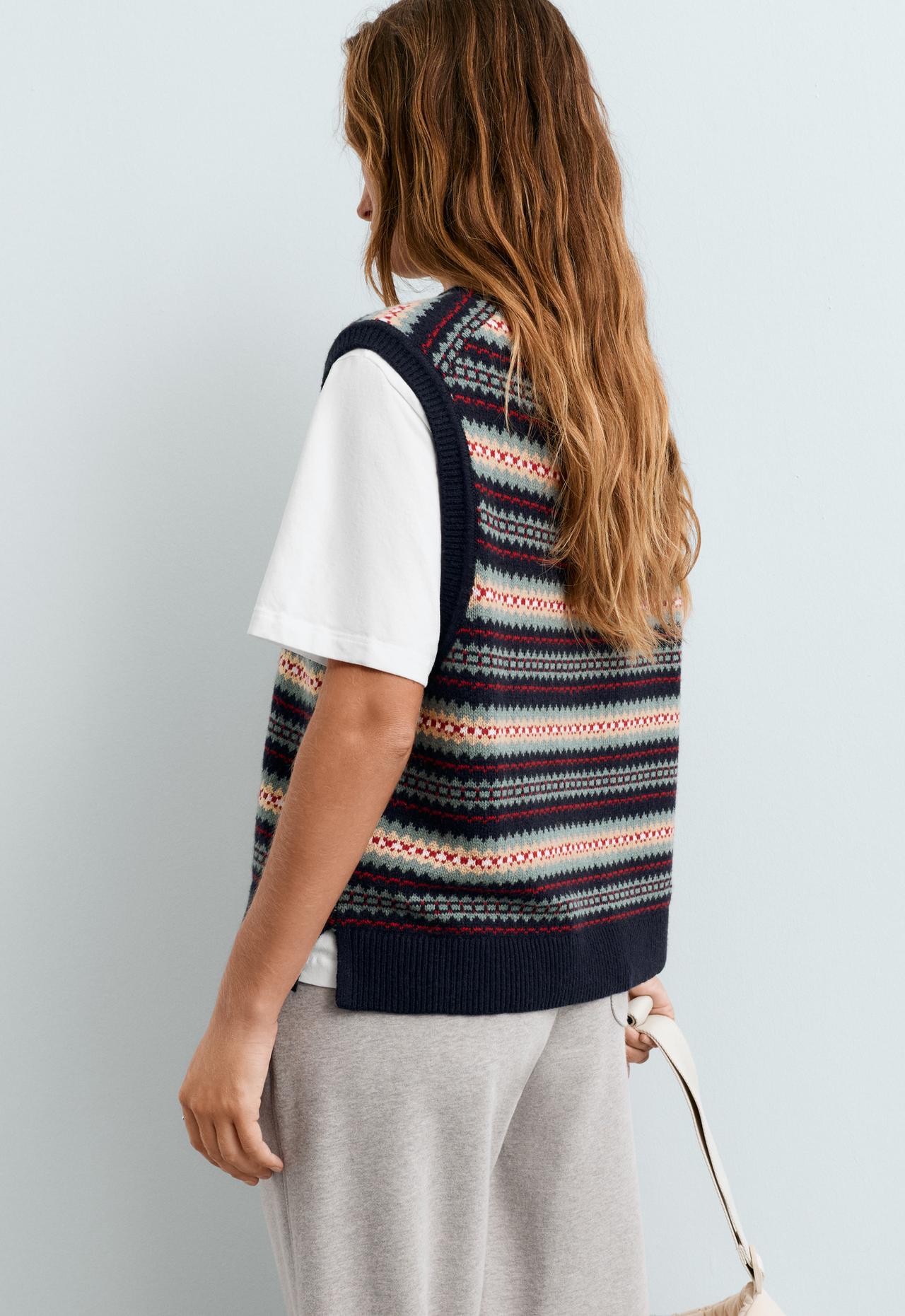 Jacquard knit vest with cotton and 10% wool — INK BLUE
