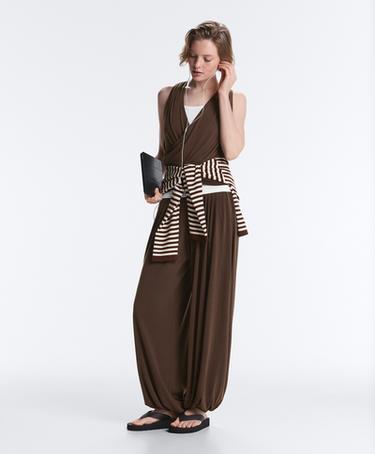 Modal blend crossover sleeveless T-shirt — DARK BROWN 6