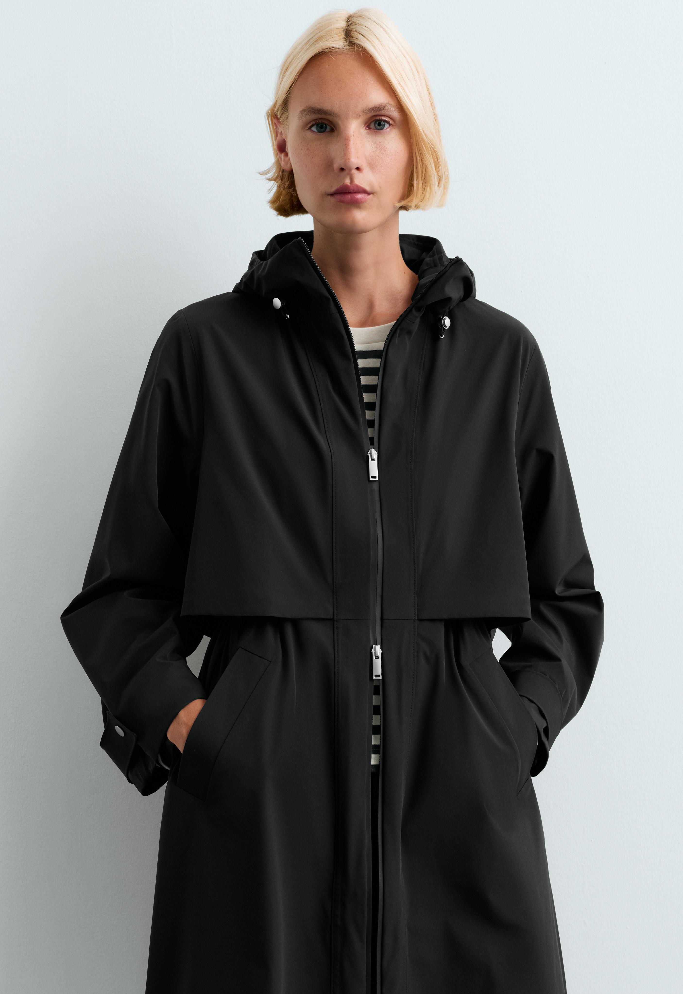 Extra lightweight long 10k waterproof jacket