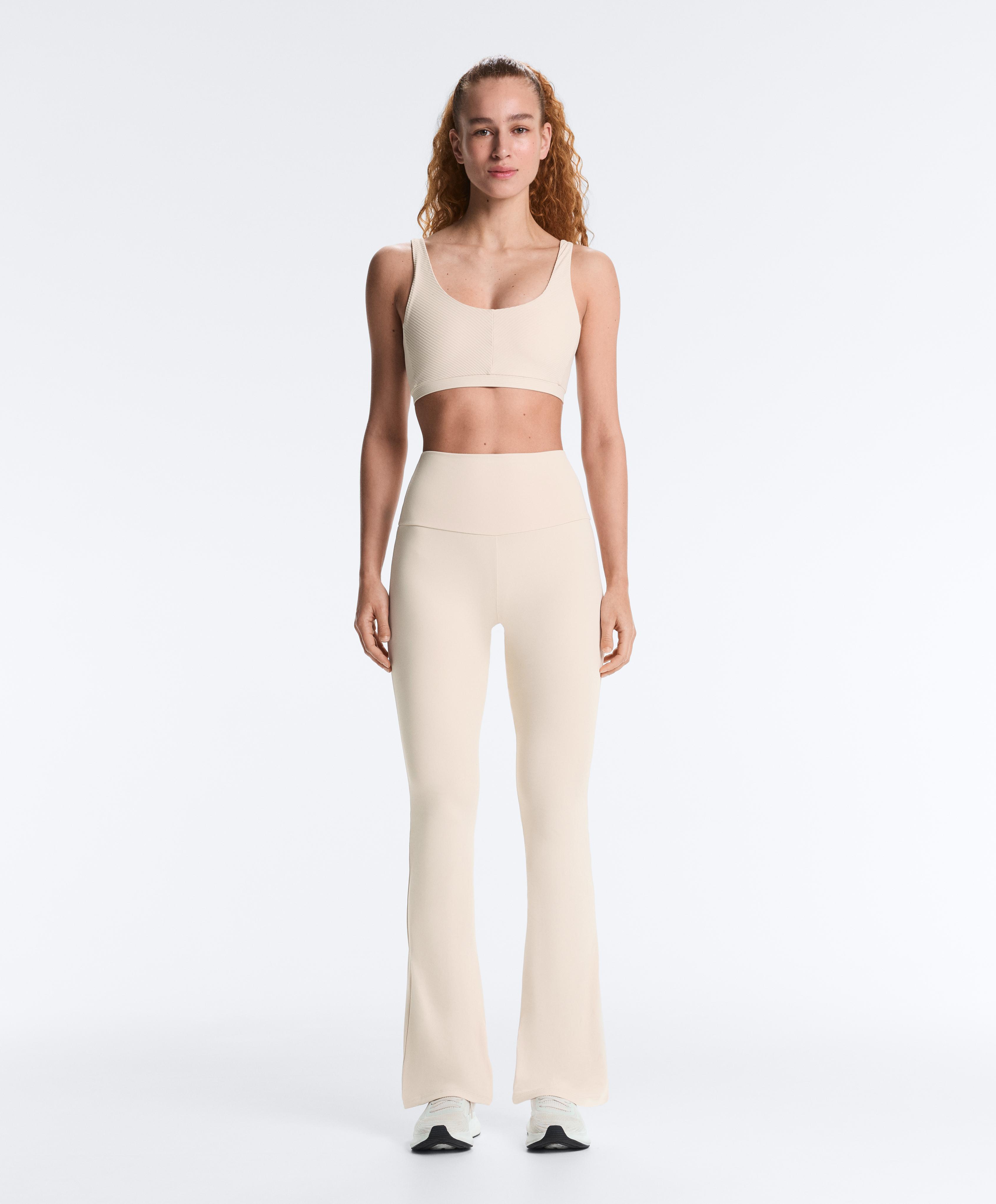 Light beige Comfortlux high-rise flare total look
