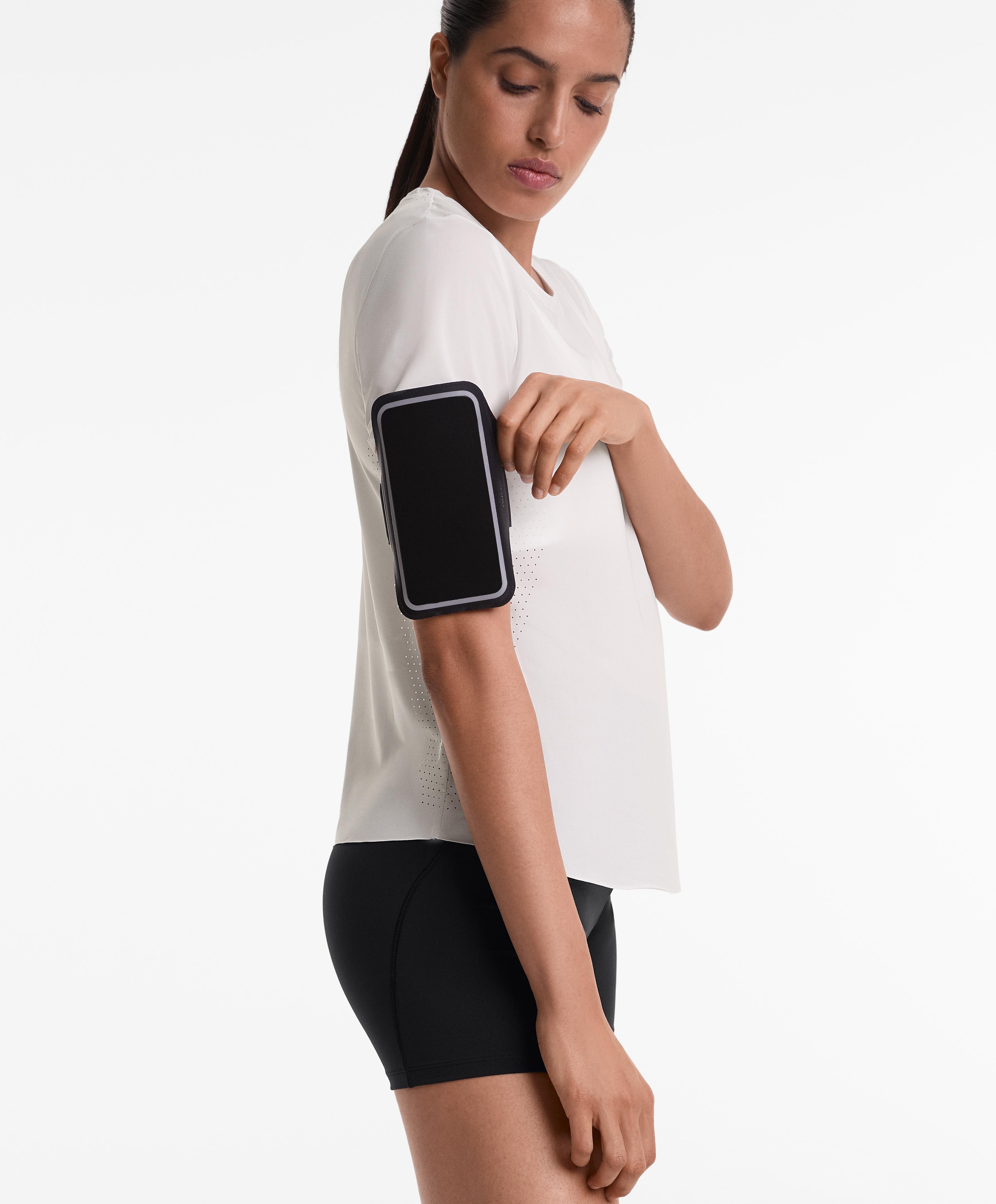 Oysho Running Club fitted short-sleeved technical T-shirt — WHITE