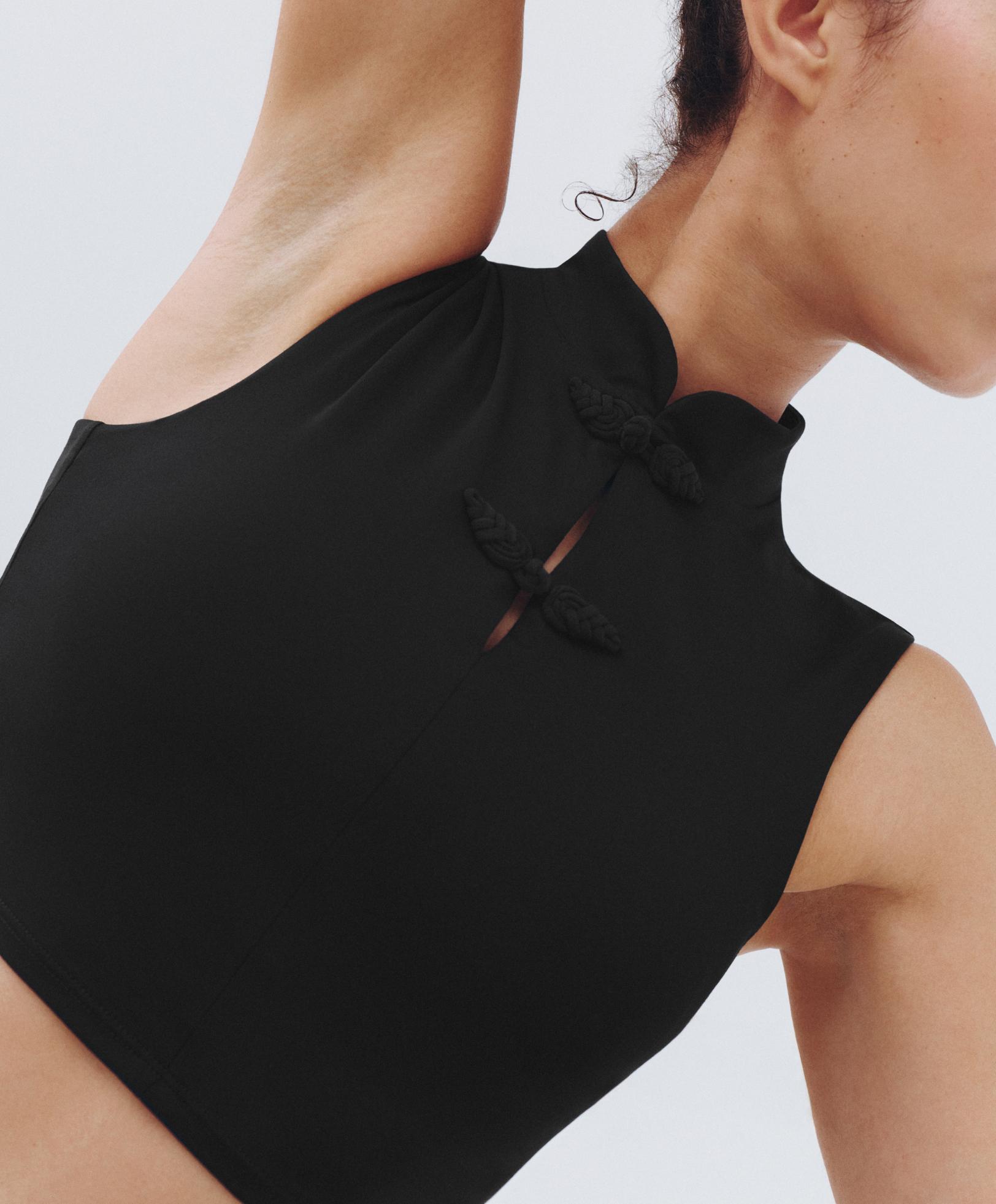 Comfortlux Mandarin collar tank top — BLACK