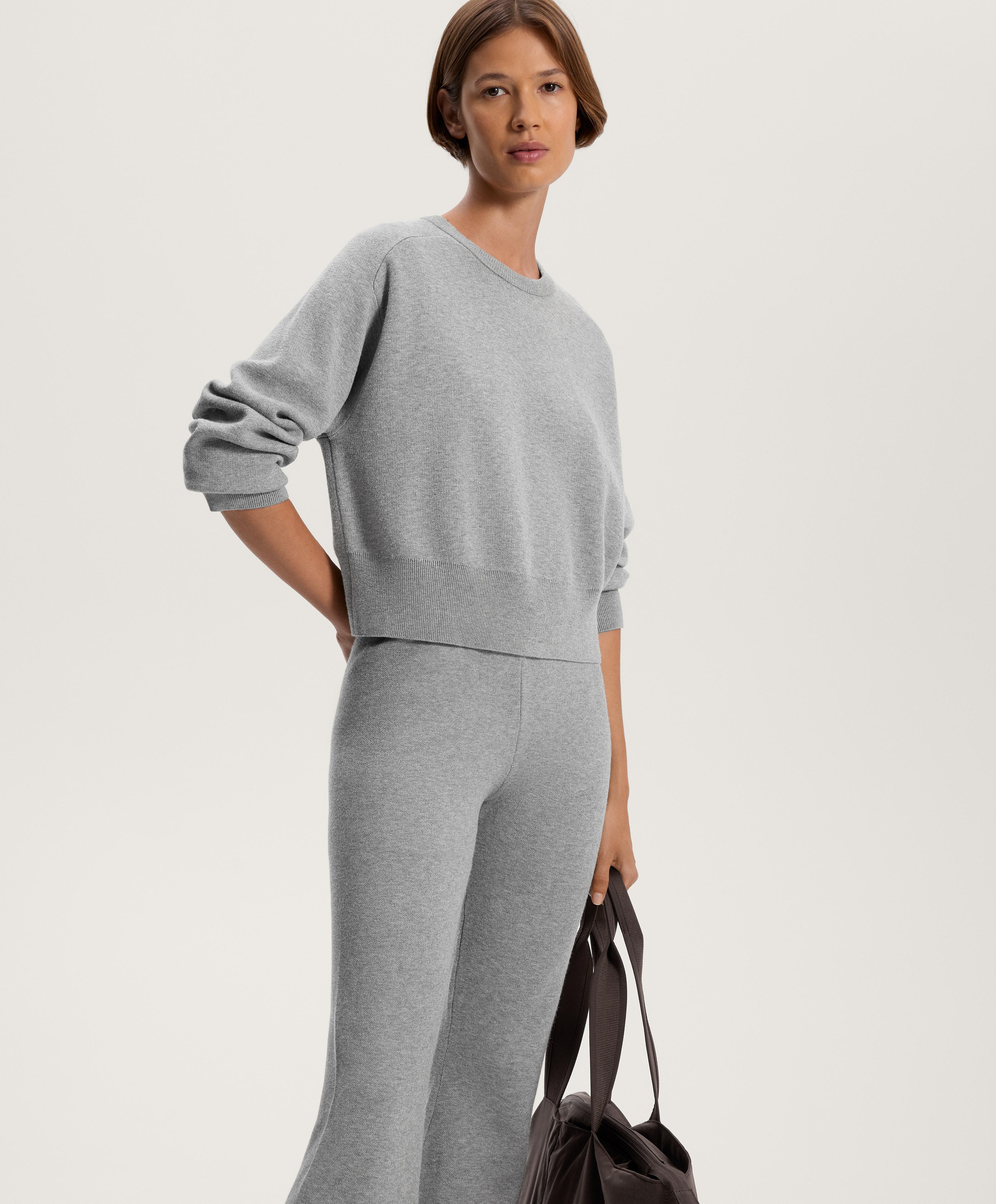 Yuvarlak yakalı, fitilli detaylı örgü kazak - Görsel 6