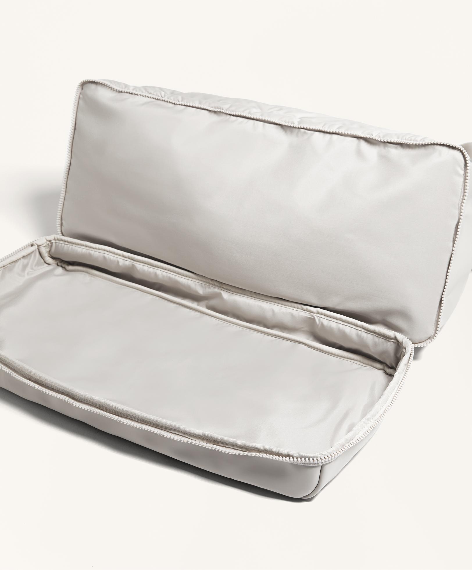 Техническая спортивная сумка с мягкой подкладкой - Распродажа