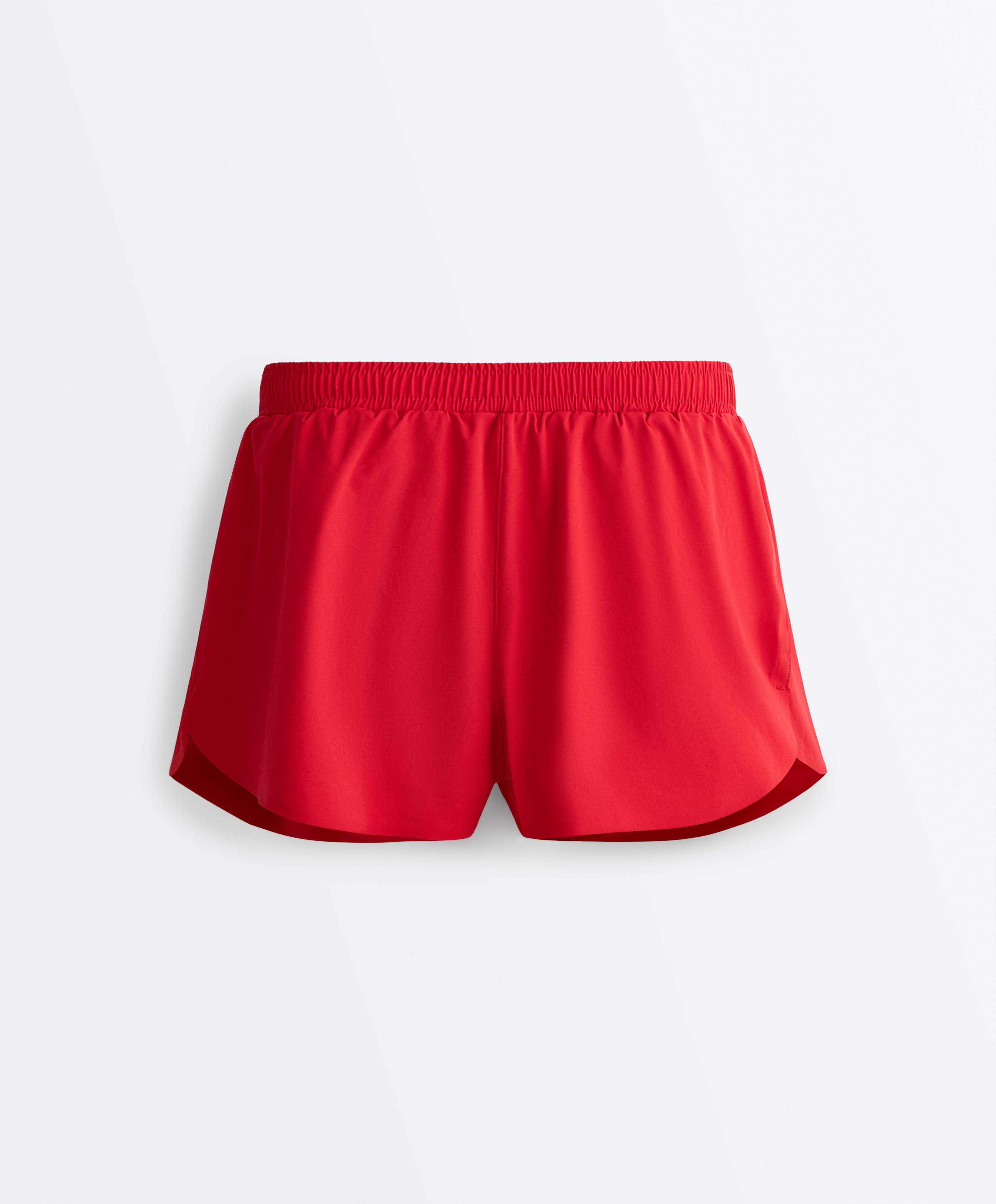 6cm low-rise technical shorts — STRONG RED