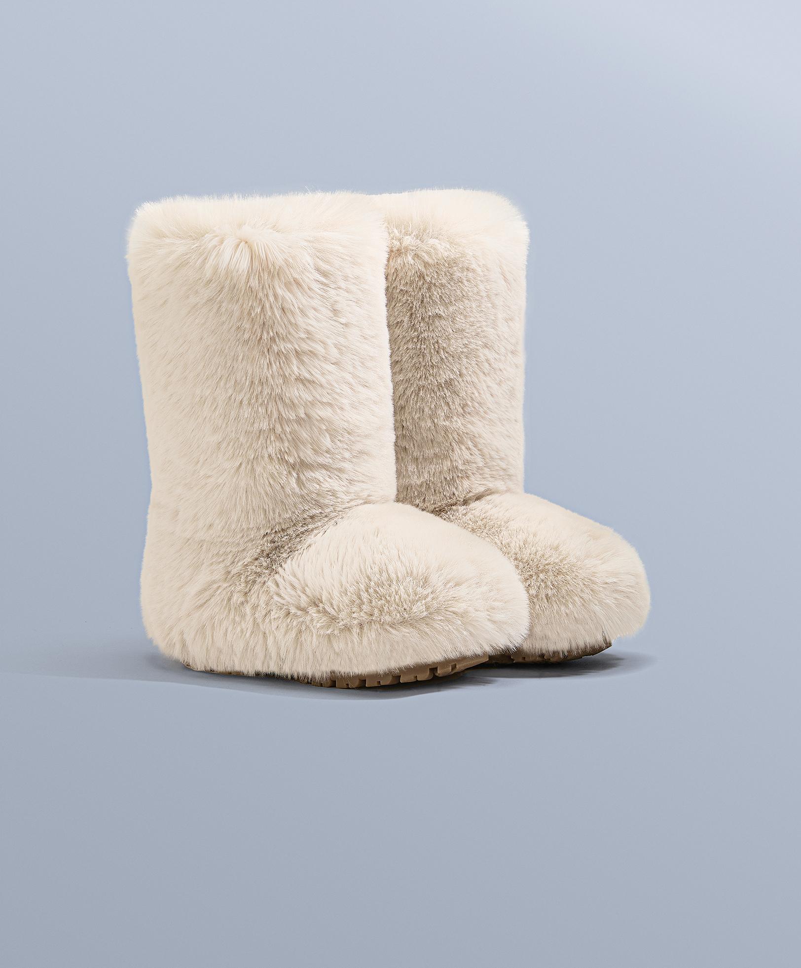 Technické čižmy s efektom kožušiny