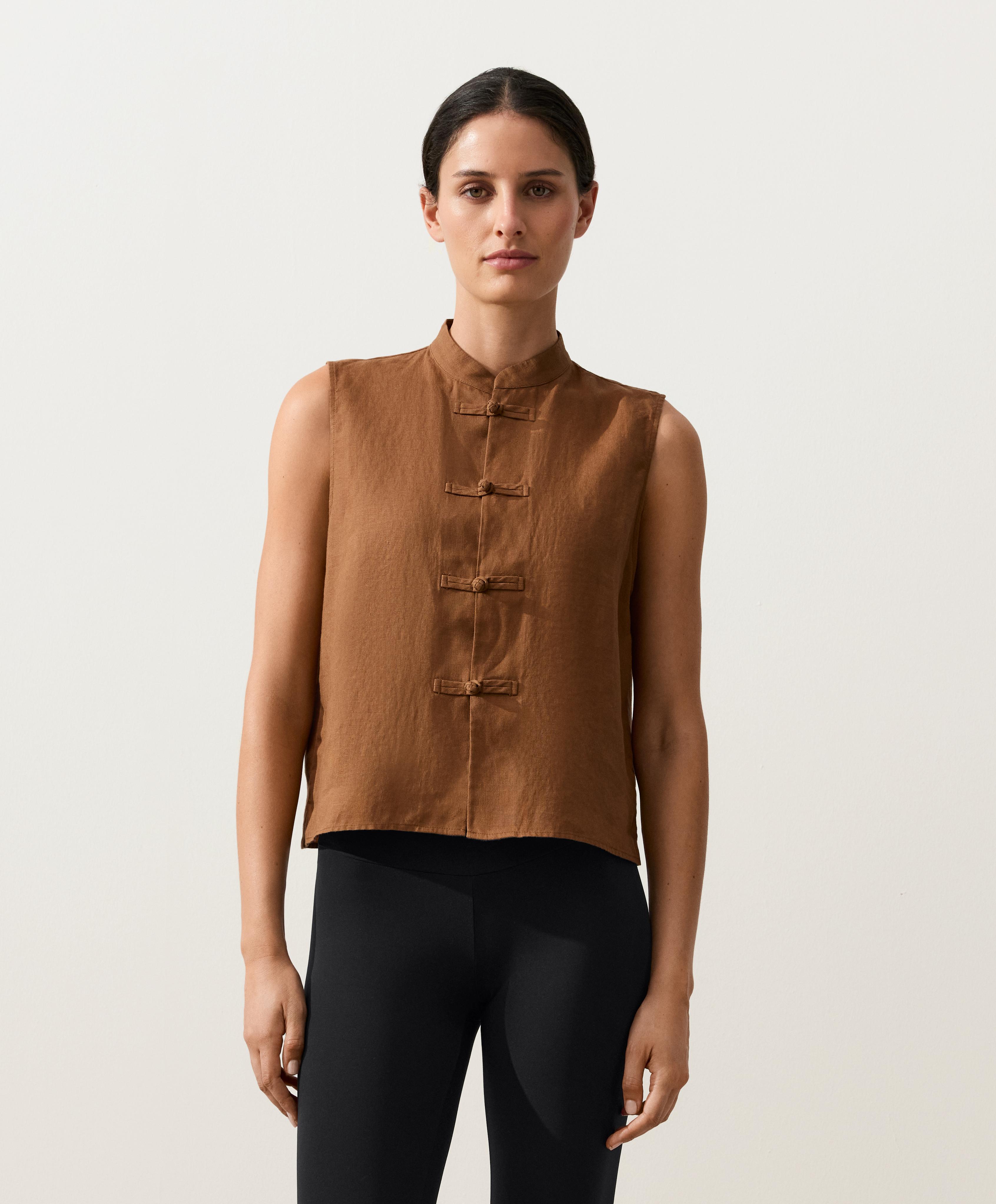 100% linen sleeveless stand-up collar shirt — TOFFEE