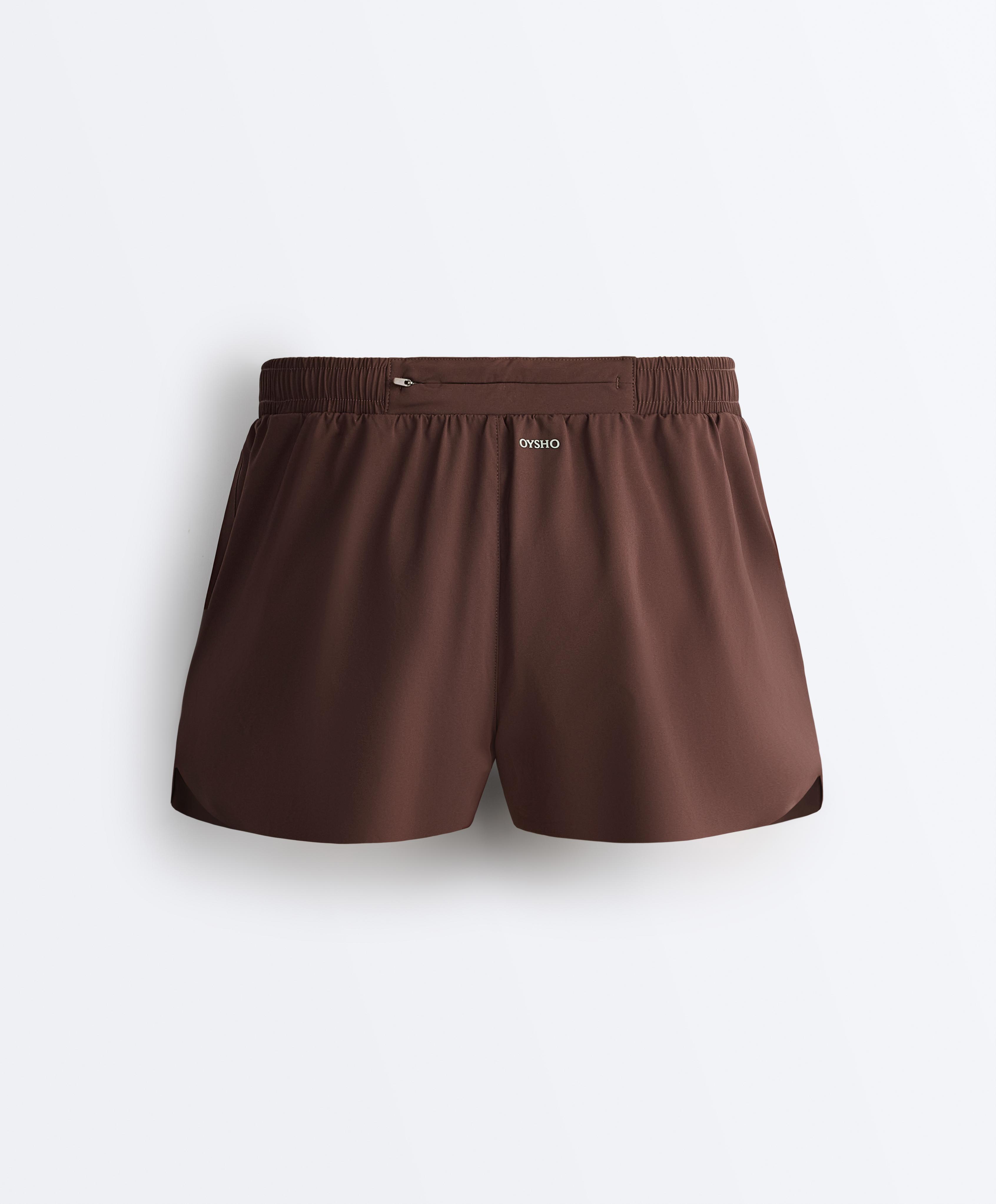6cm low-rise technical shorts — CHOCOLATE