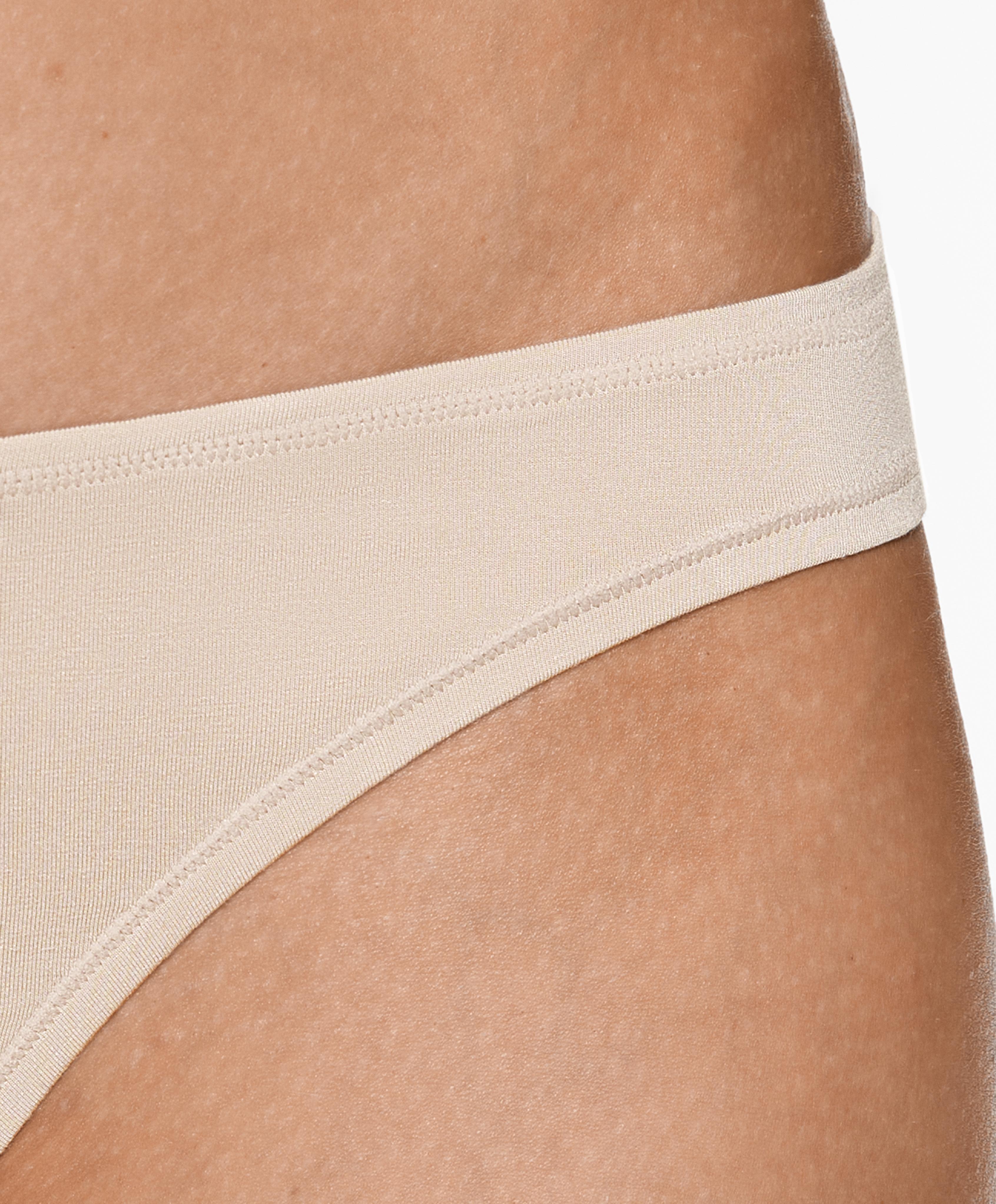 2 tangas en mélange de modal et 16 % soie 2 tangas en mélange de modal et 16 % soie