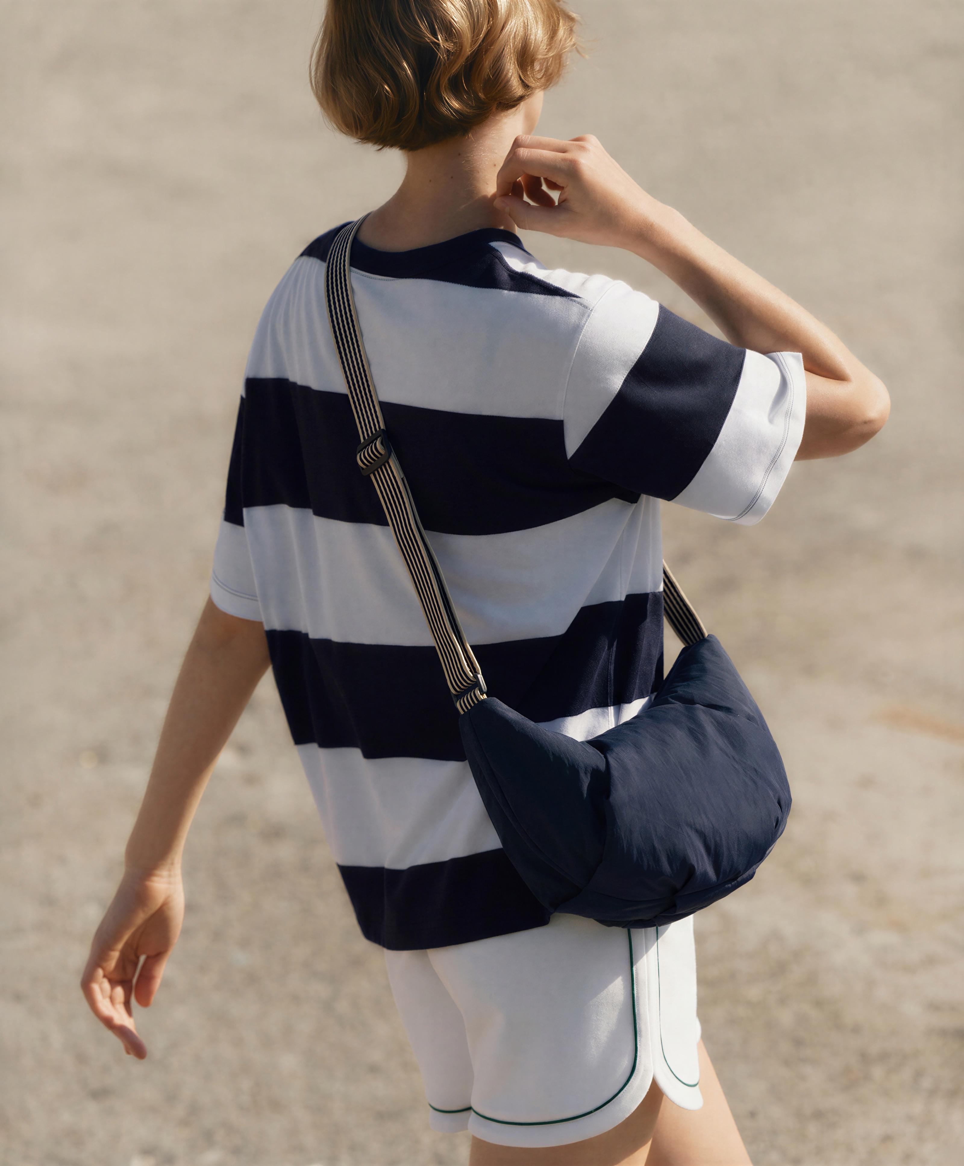 Quilted crossbody bag — NAVY BLUE