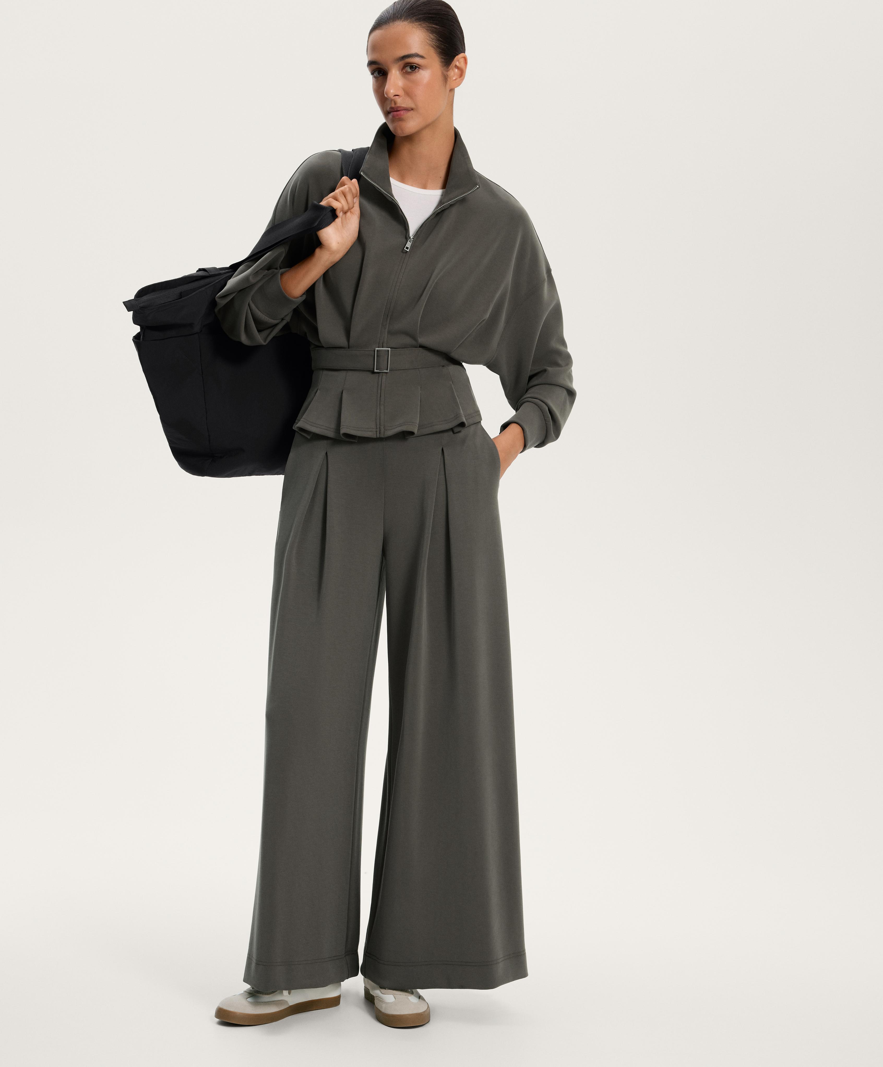 Soft-touch wide-leg pleated trousers with modal