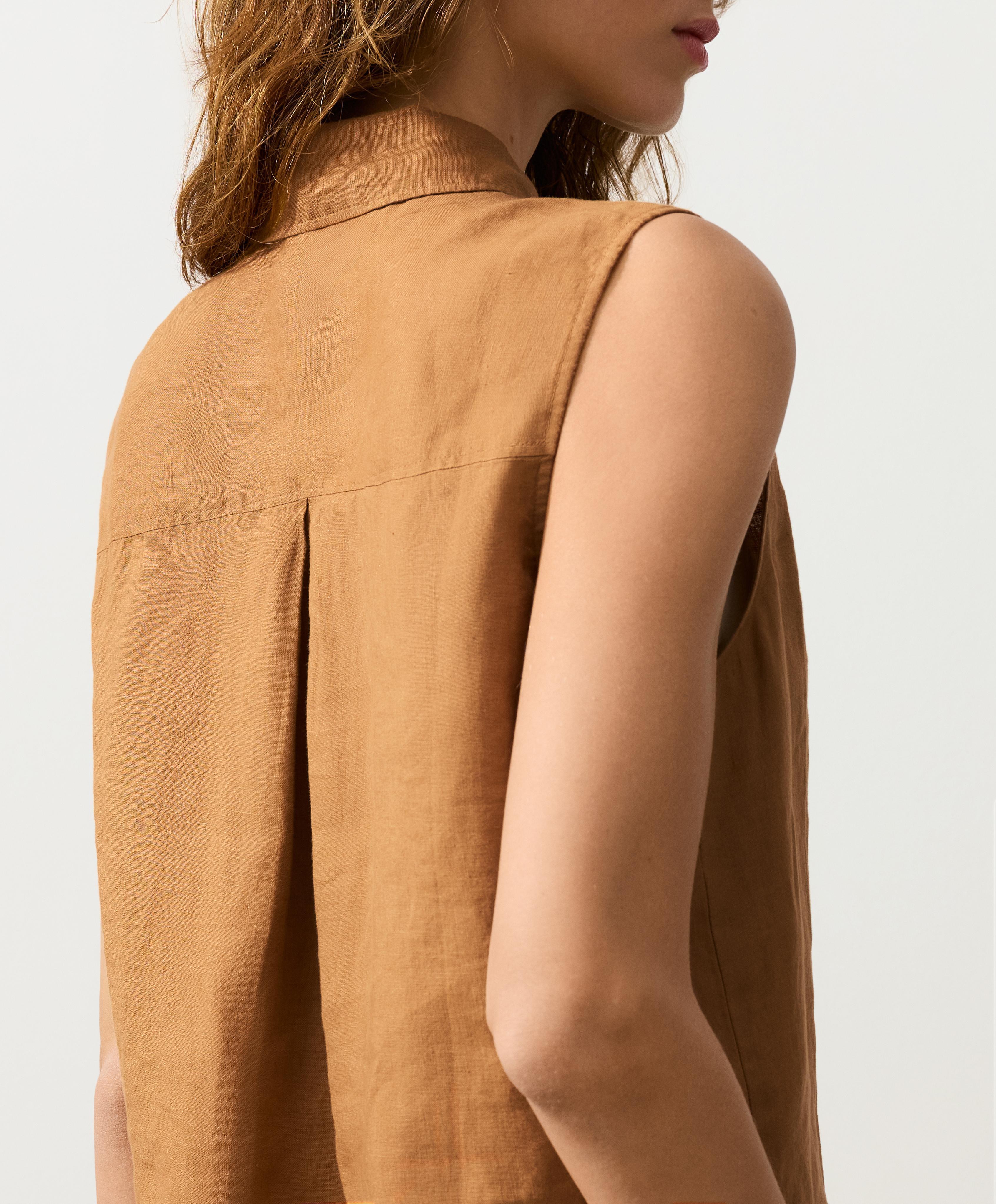 Sleeveless cropped 100% linen shirt — MUSTARD