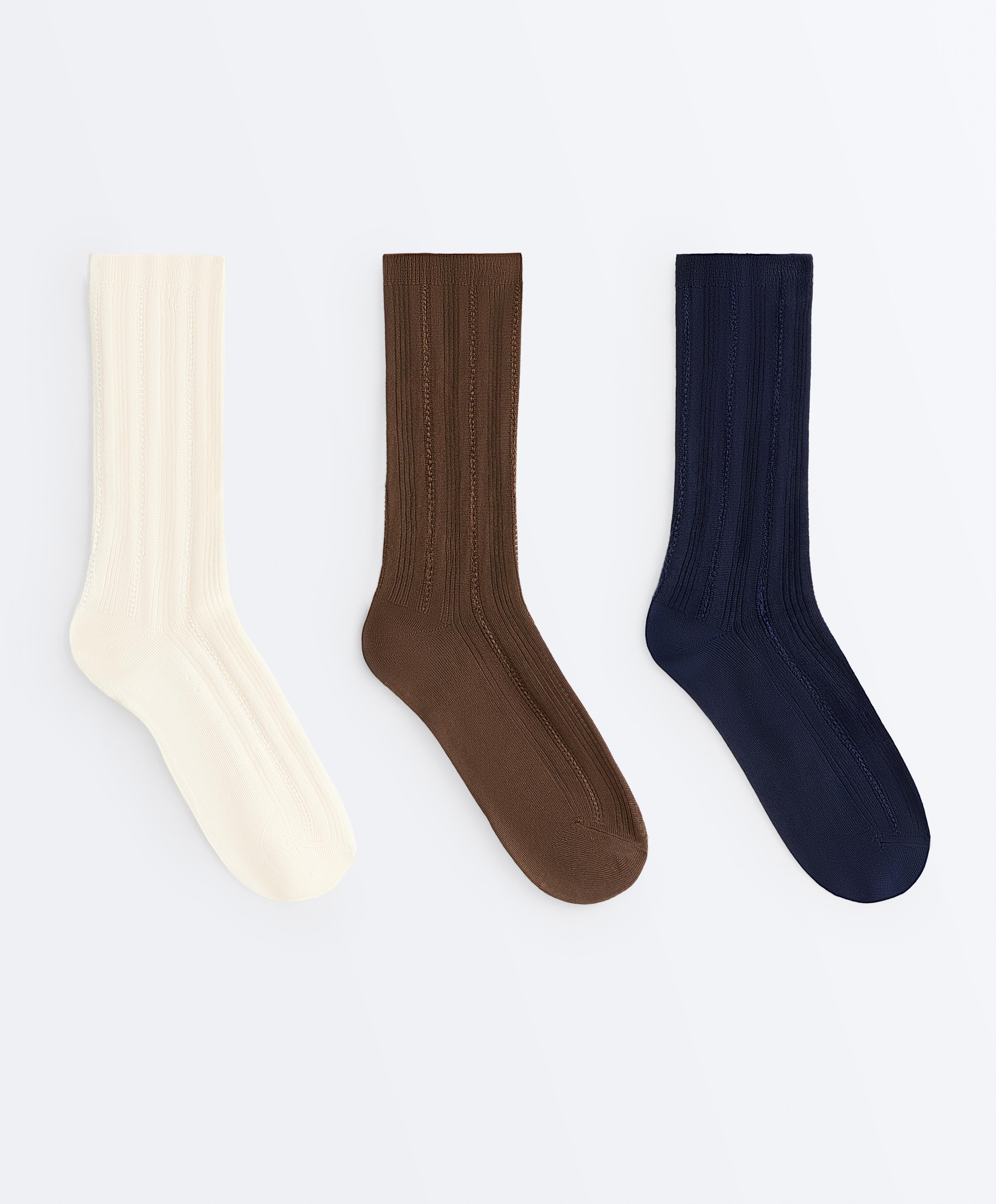 3 pairs of classic ribbed socks