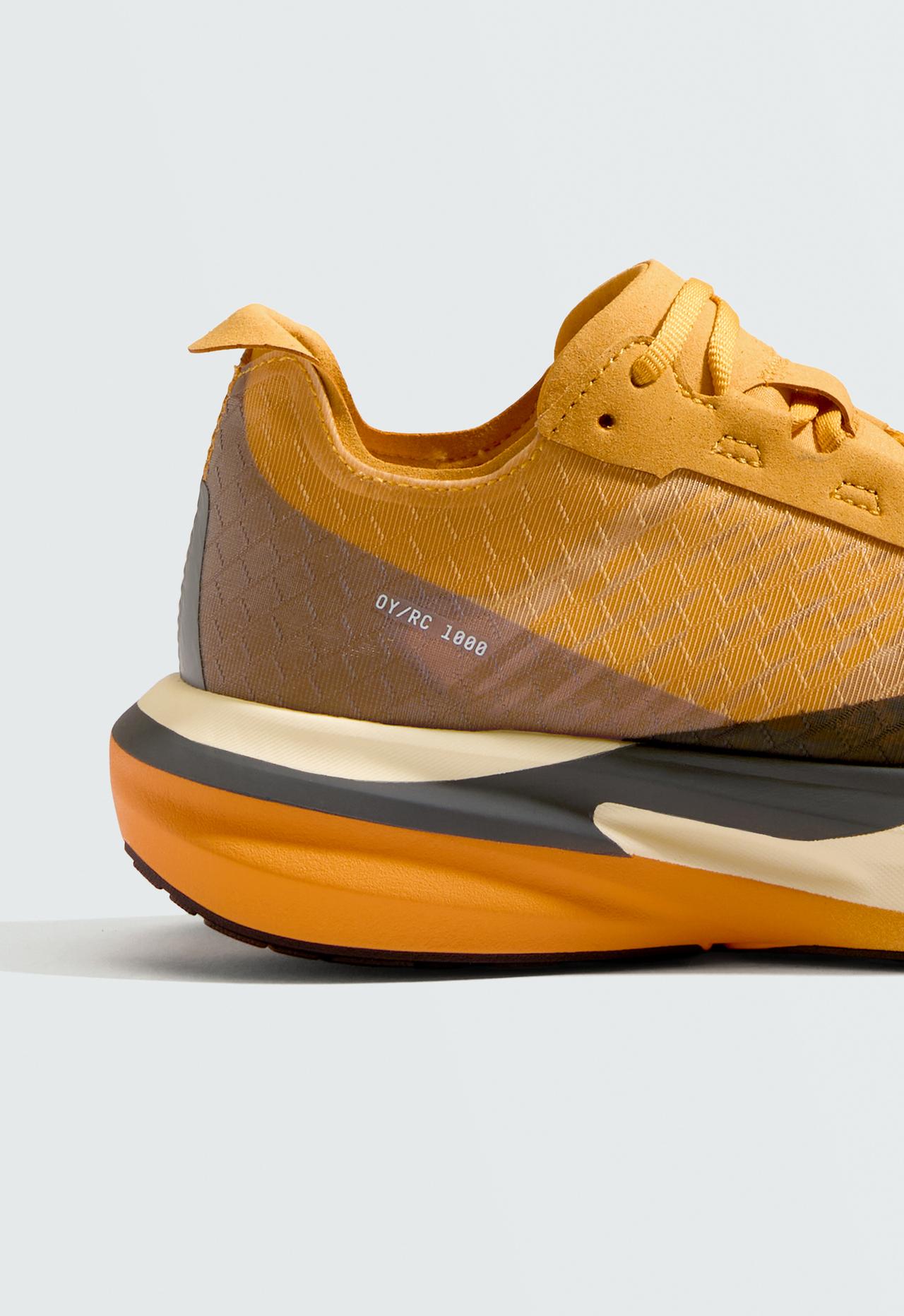 OY/RC 1000 running trainers — MUSTARD